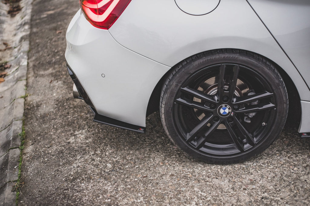 Maxton Design Street Pro Rear Side Splitters V.3 para BMW 1 F20 M140i - imagen 2
