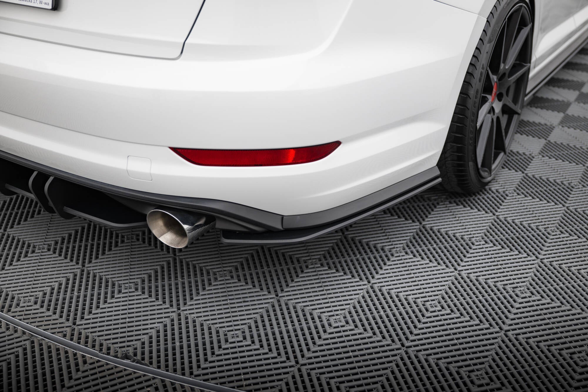 Maxton Design Street Pro Rear Side Splitters para Volkswagen Jetta GLI Mk7 - imagen 1