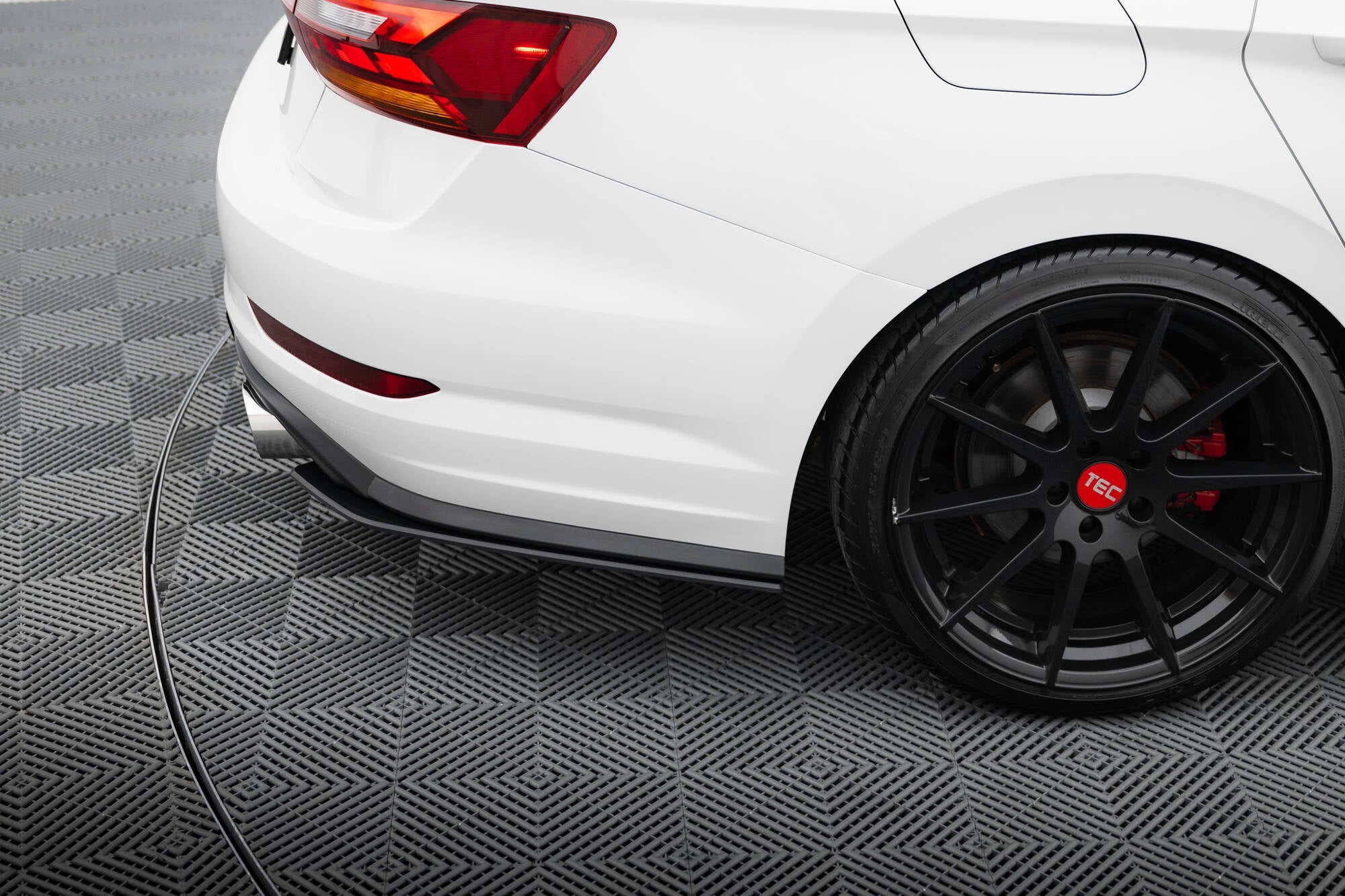 Maxton Design Street Pro Rear Side Splitters para Volkswagen Jetta GLI Mk7 - imagen 3
