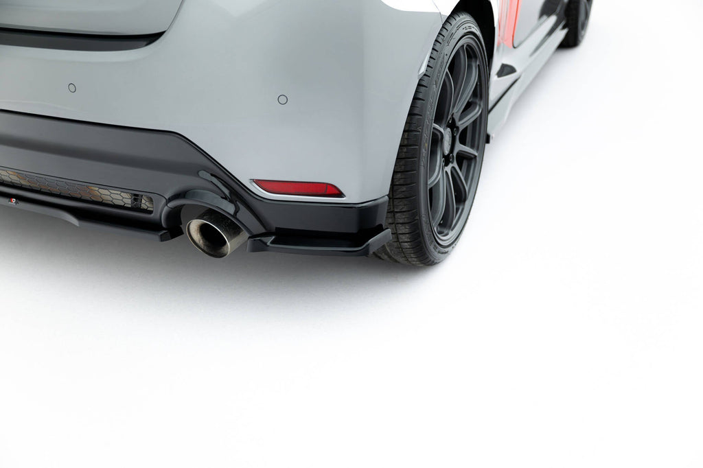 Maxton Design Splitters laterales traseros V.1 para Toyota GR Yaris Mk4 Facelift - imagen 2