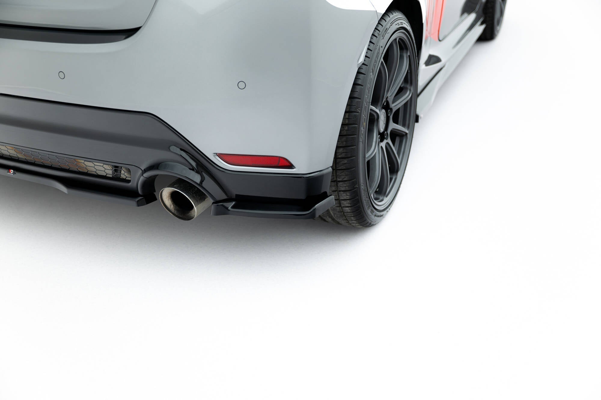 Maxton Design Splitters laterales traseros V.1 para Toyota GR Yaris Mk4 Facelift - imagen 2