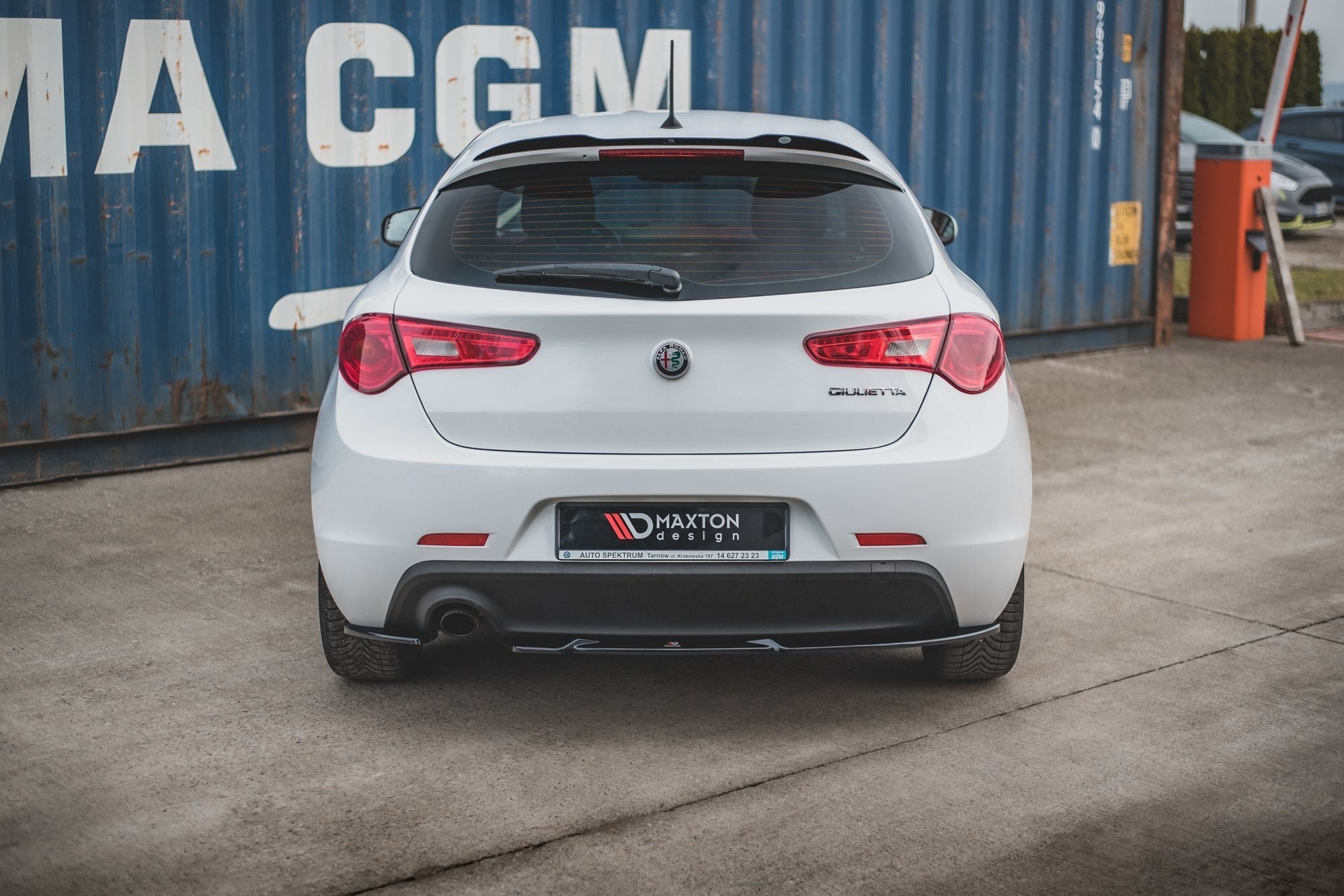 Maxton Design Splitters laterales traseros V.1 para Alfa Romeo Giulietta - imagen 3