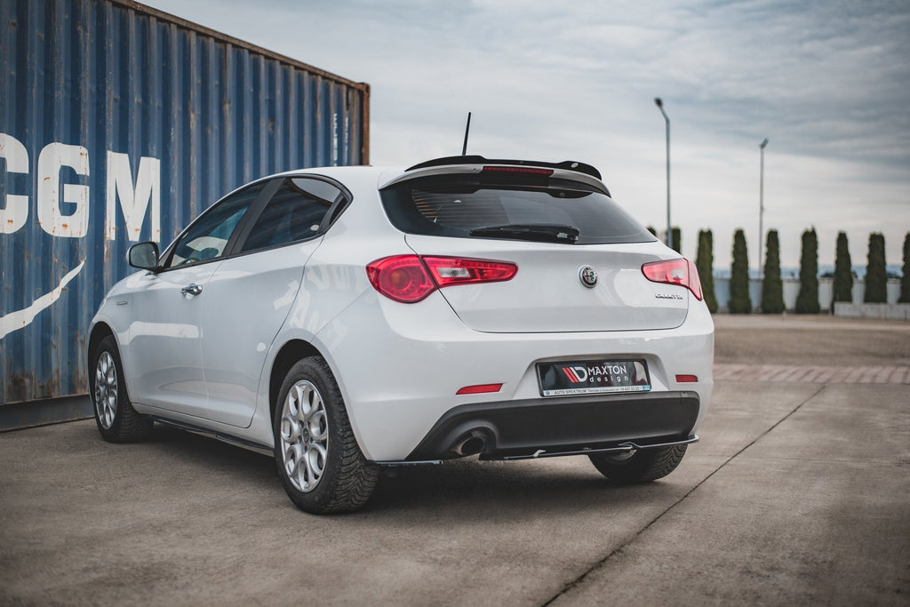 Maxton Design Splitters laterales traseros V.1 para Alfa Romeo Giulietta - imagen 4