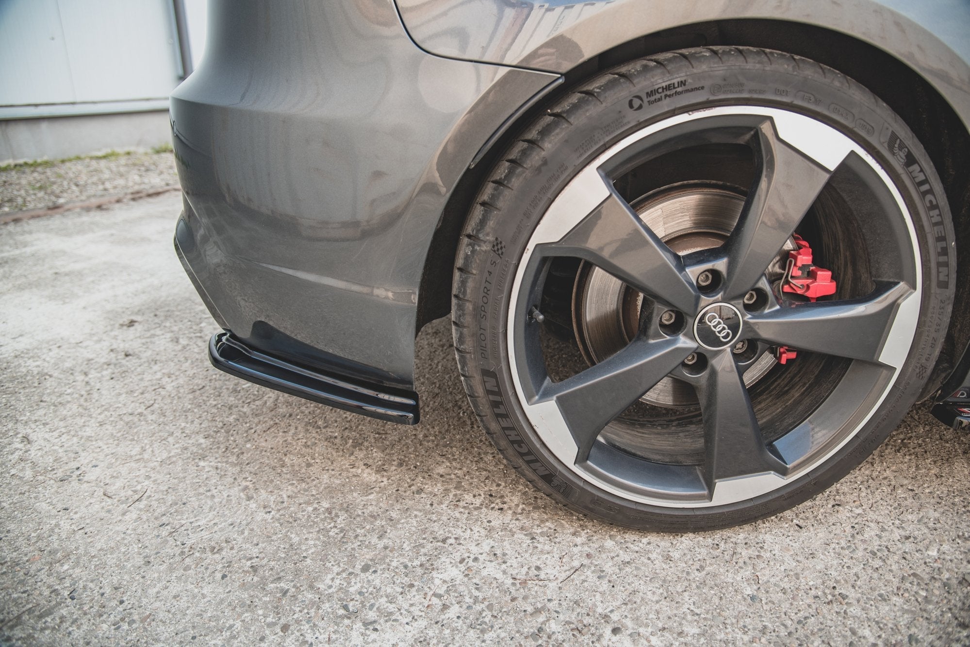 Maxton Design Splitters laterales traseros V.1 para Audi RS3 8V Sportback - imagen 4