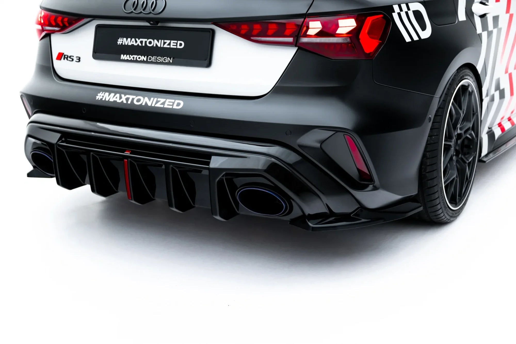 Maxton Design Splitters laterales traseros V.1 para Audi RS3 Sedan 8Y Facelift - imagen 4