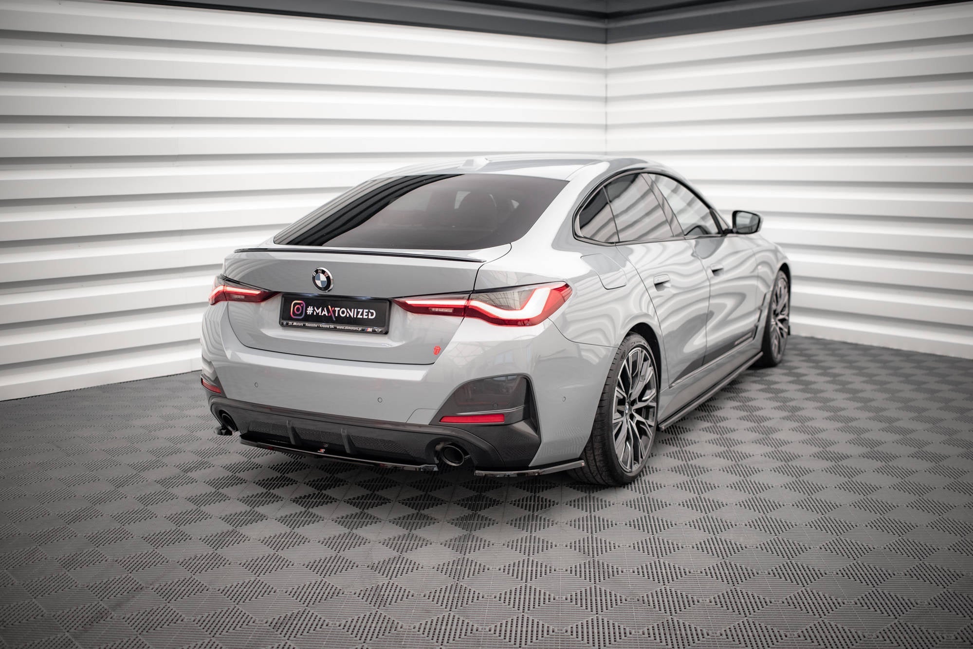 Maxton Design Splitters laterales traseros V.1 para BMW 4 Gran Coupe M-Pack G26 - imagen 2