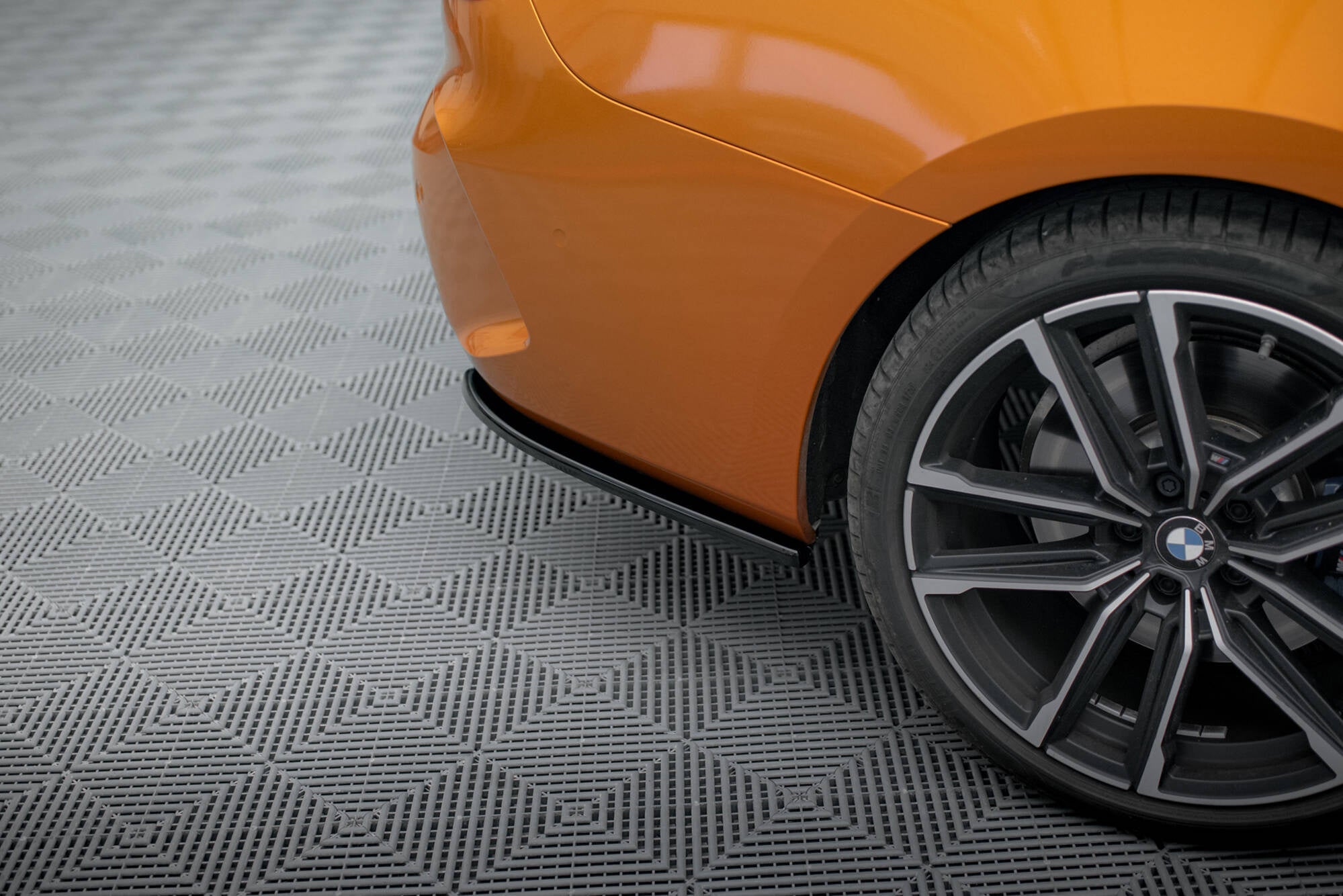 Maxton Design Splitters laterales traseros V.1 para BMW 4 M440i G22 / G23 / G22 Facelift / G23 Facelift - imagen 2