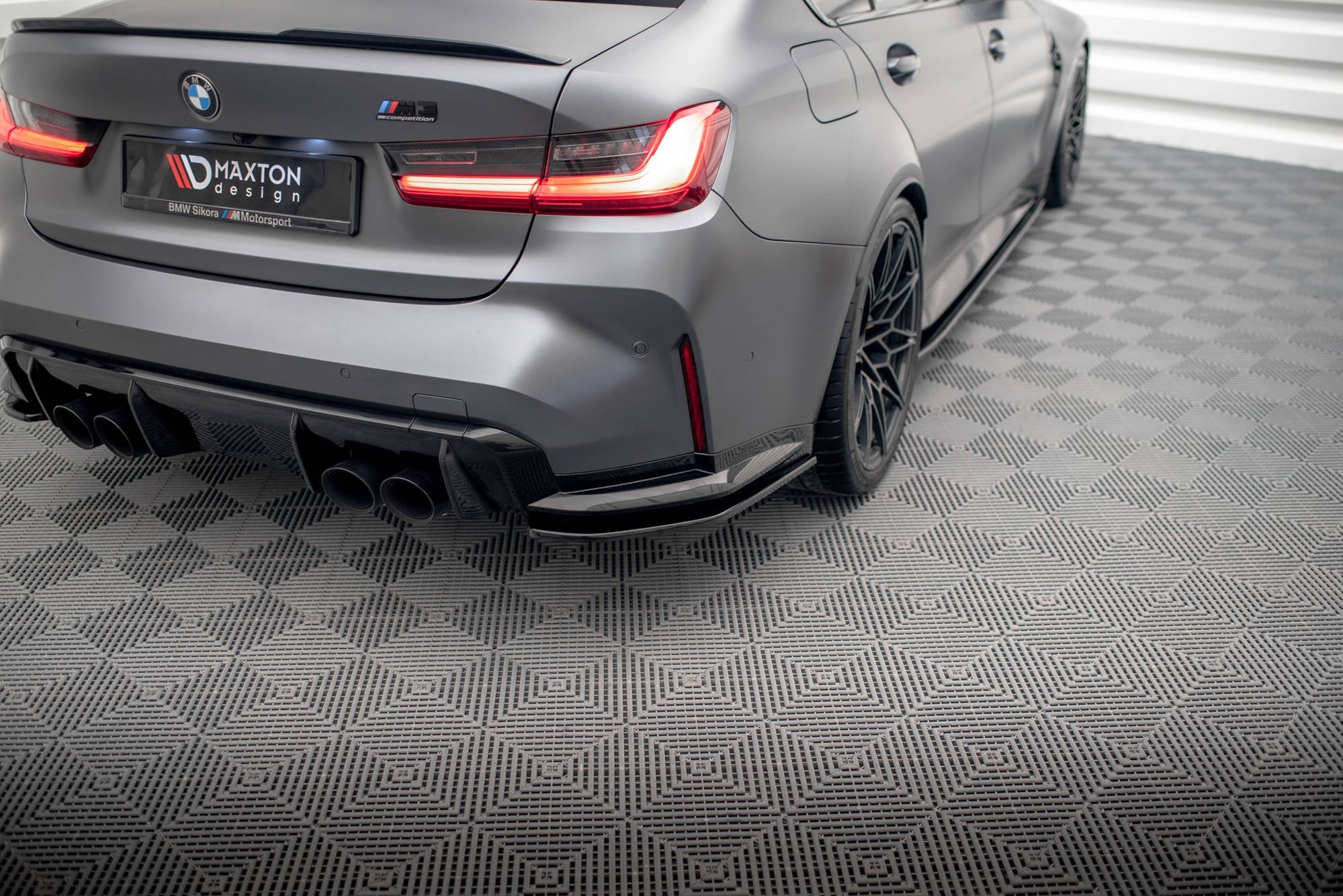 Maxton Design Splitters laterales traseros V.1 para BMW M3 Sedan / Touring G80 / G81 - imagen 1