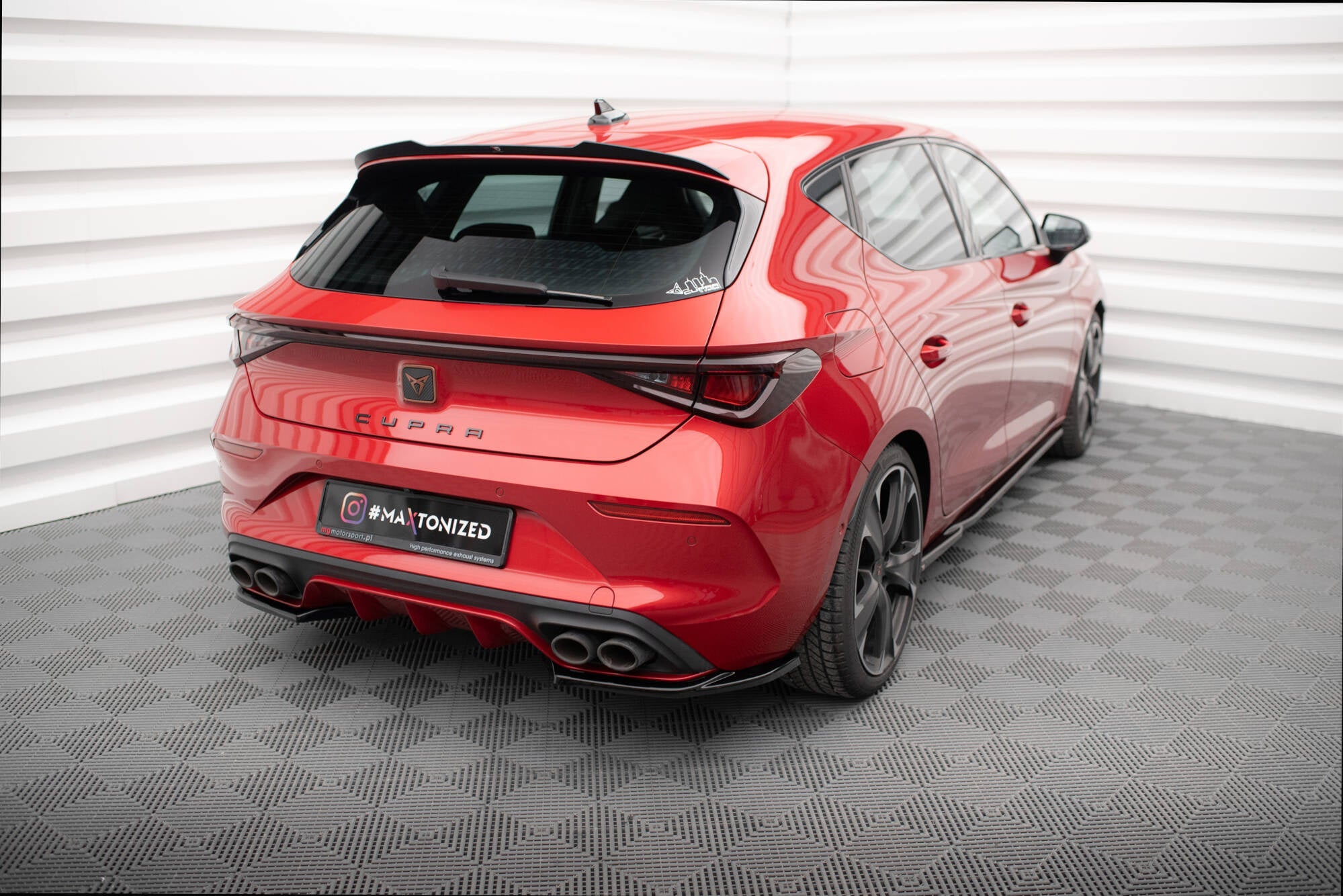 Maxton Design Splitters laterales traseros V.1 para Cupra Leon Hatchback Mk1 - imagen 3