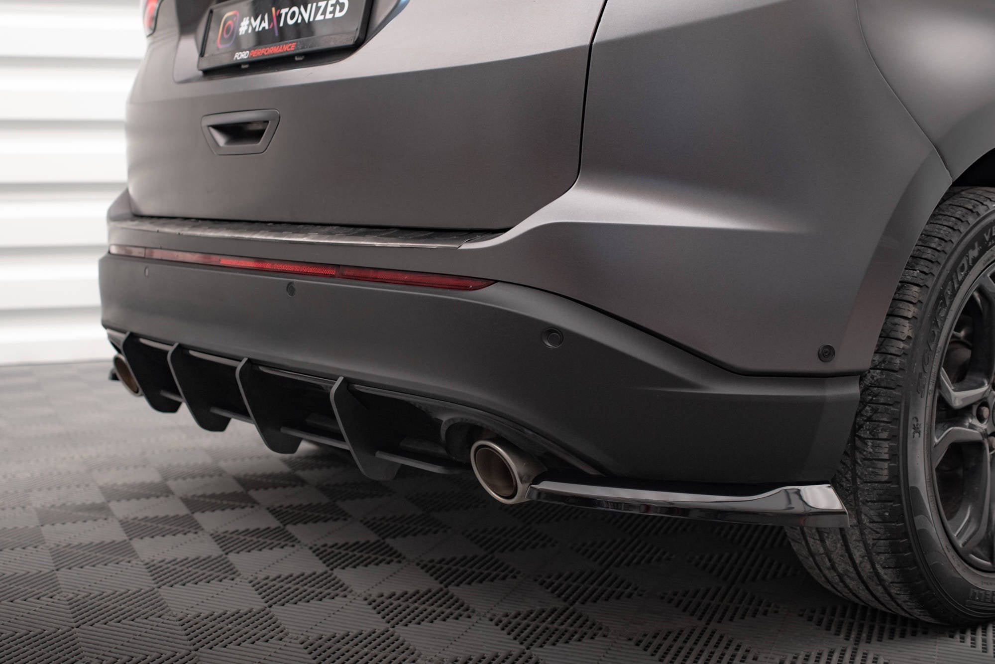 Maxton Design Splitters laterales traseros V.1 para Ford Edge Mk2 - imagen 1