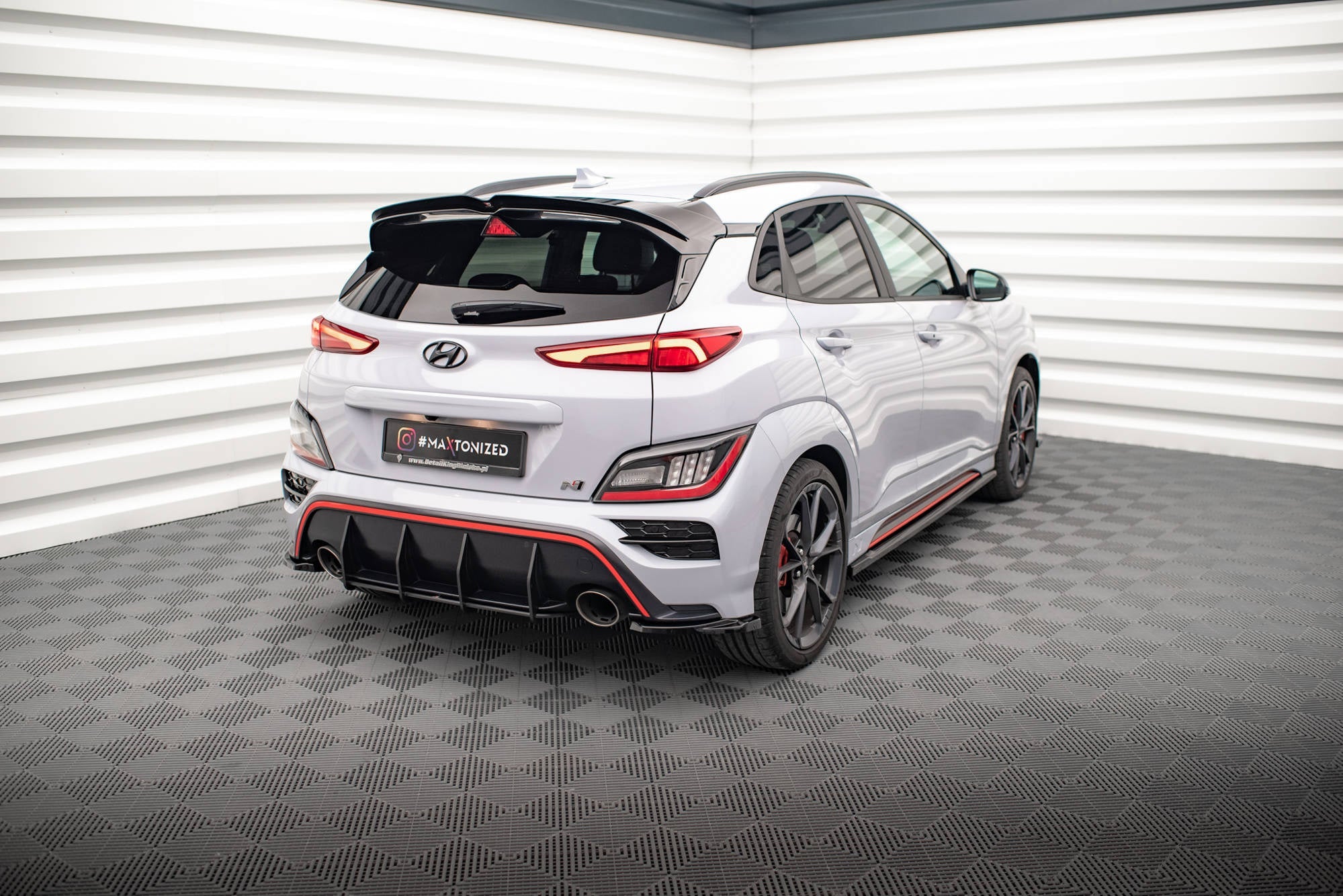 Maxton Design Splitters laterales traseros V.1 para Hyundai Kona Mk1 - imagen 2