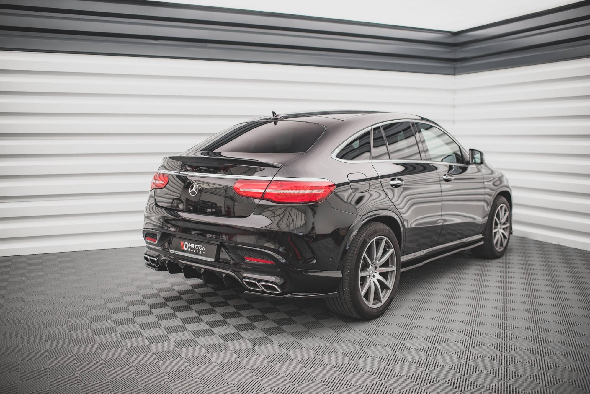 Maxton Design Splitters laterales traseros V.1 para Mercedes-Benz GLE Coupe 63AMG C292 - imagen 2