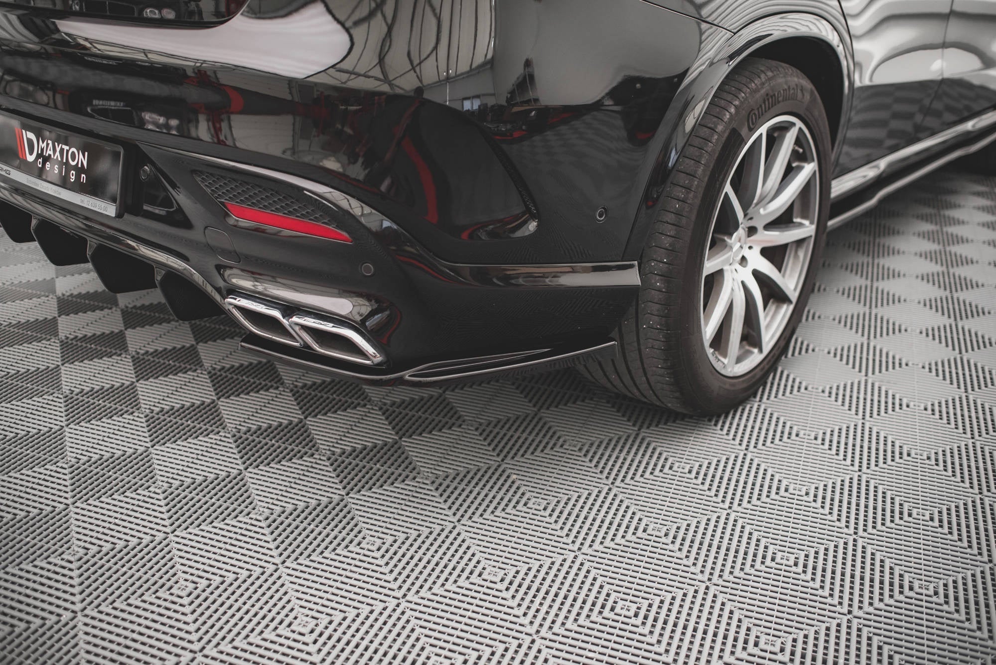 Maxton Design Splitters laterales traseros V.1 para Mercedes-Benz GLE Coupe 63AMG C292 - imagen 1