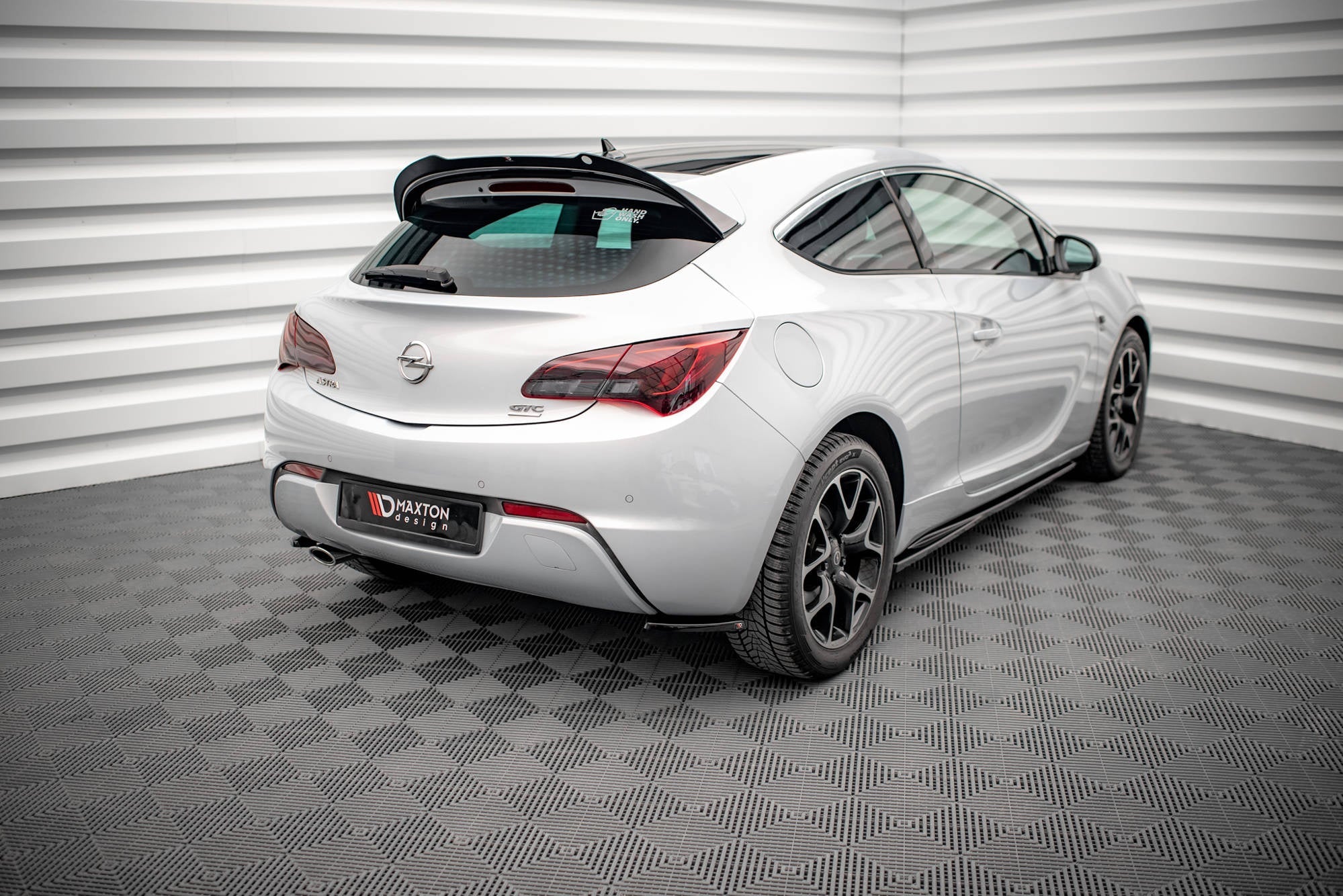 Maxton Design Splitters laterales traseros V.1 para Opel Astra GTC OPC-Line J - imagen 3