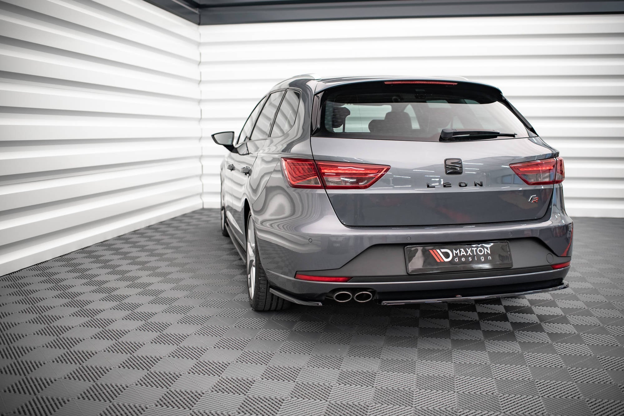 Maxton Design Splitters laterales traseros V.1 para Seat Leon FR Sportstourer Mk3 - imagen 3
