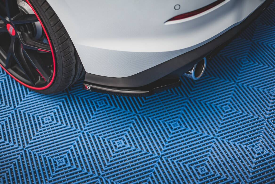 Maxton Design Splitters laterales traseros V.1 para Volkswagen Golf GTI / GTE Mk8 - imagen 4