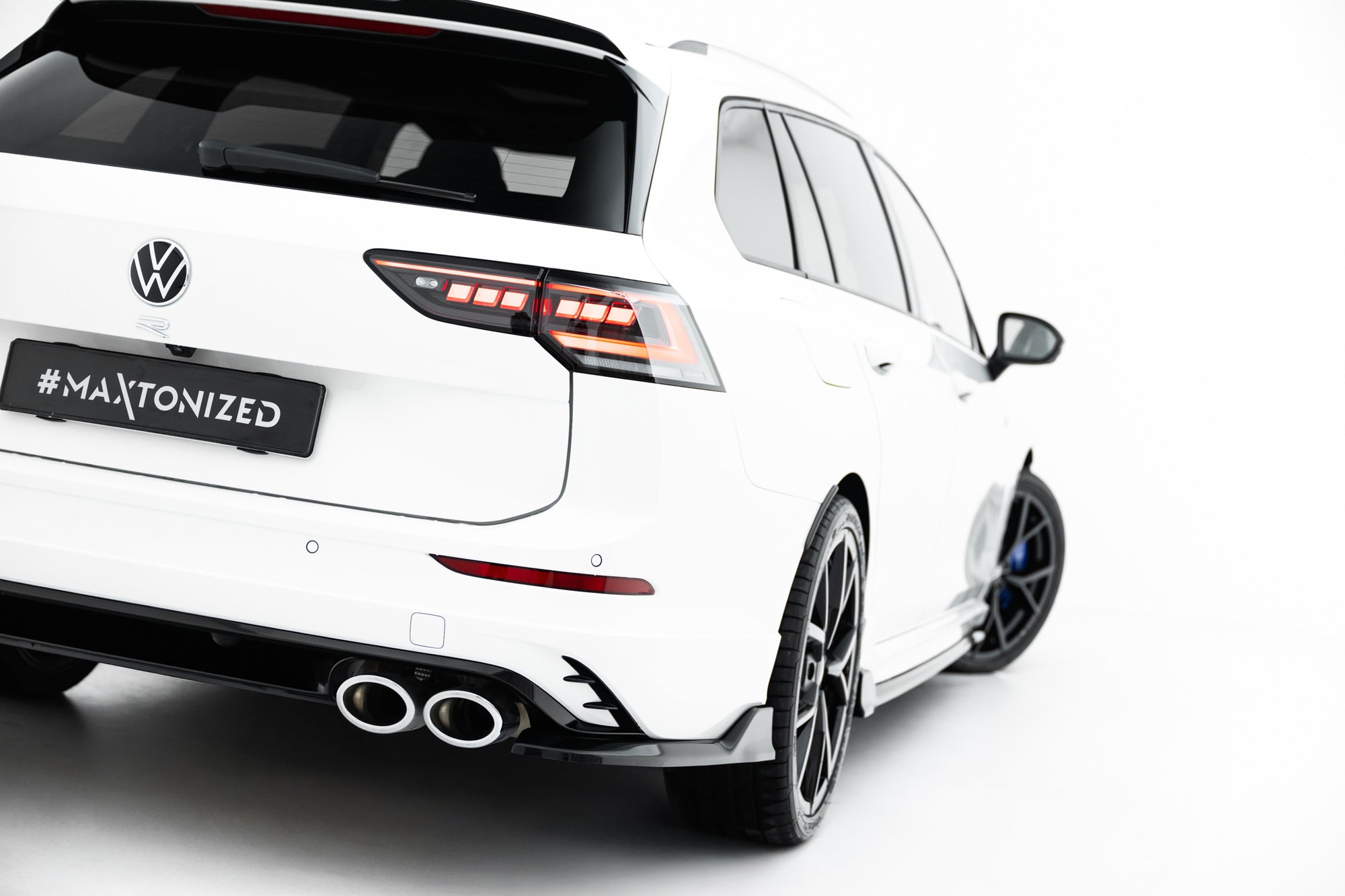 Maxton Design Splitters laterales traseros V.1 para Volkswagen Golf R Variant Mk8 / Mk8 Facelift - imagen 1
