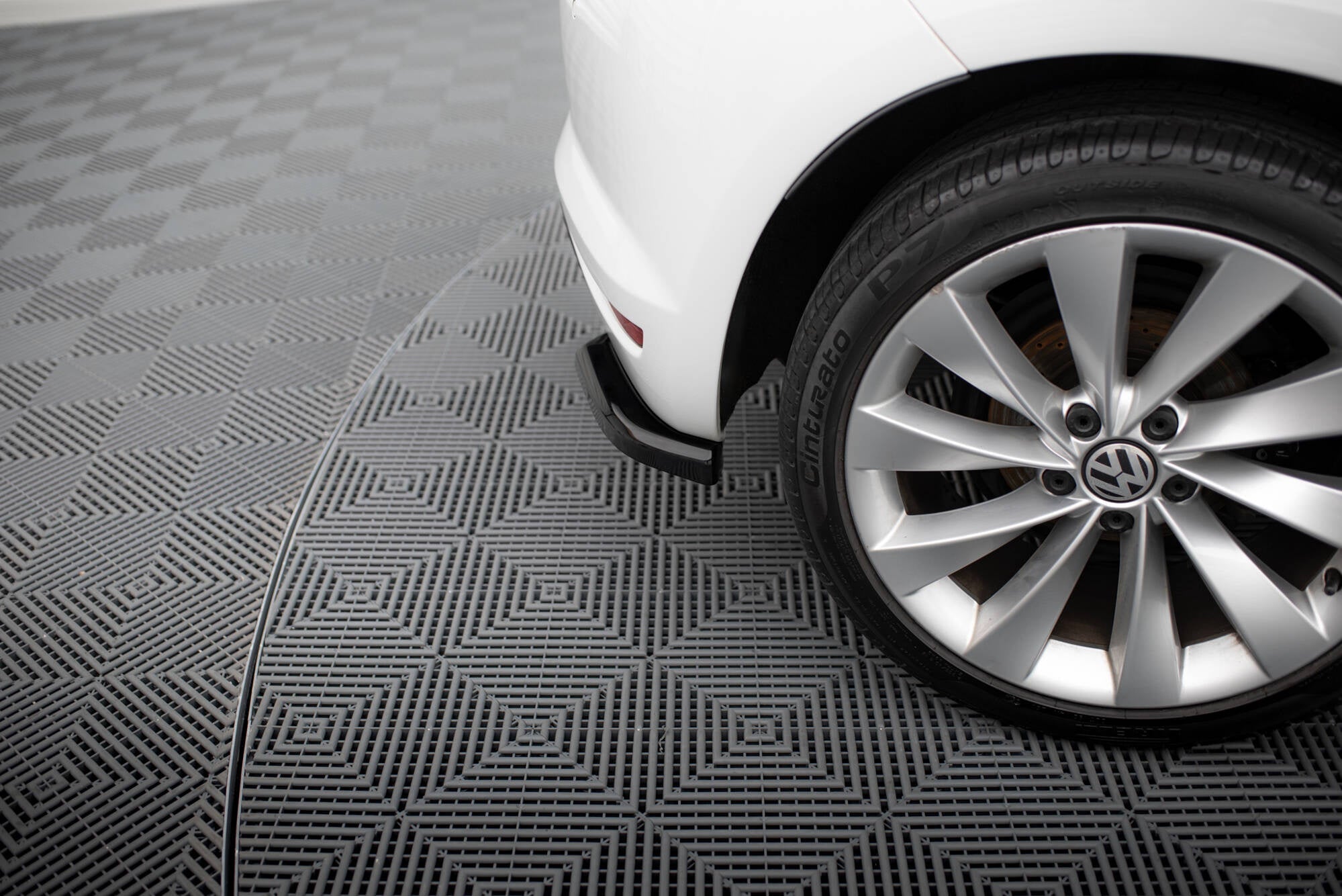 Maxton Design Splitters laterales traseros V.1 para Volkswagen Scirocco Mk3 Facelift - imagen 3