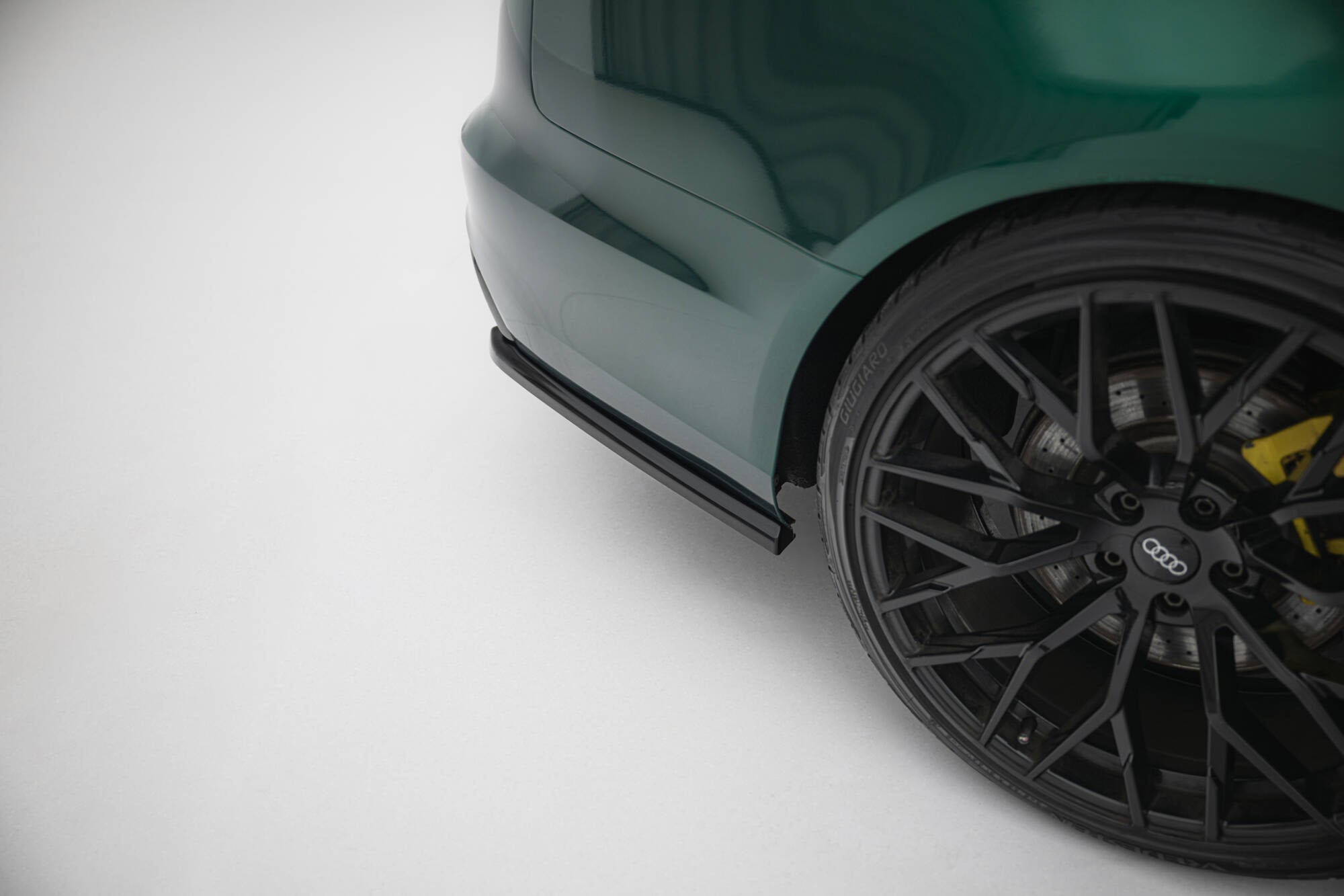 Maxton Design Splitters laterales traseros V.2 para Audi A6 S-line Avant C7 - imagen 1