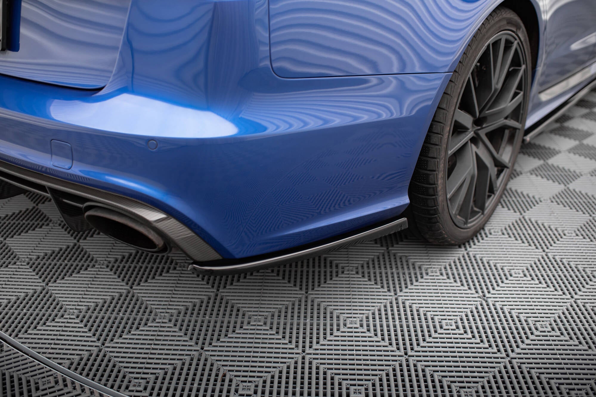 Maxton Design Splitters laterales traseros V.2 para Audi RS6 C7 / C7 Facelift - imagen 1