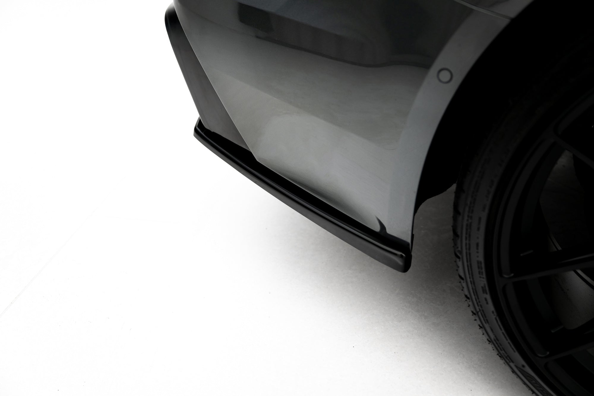 Maxton Design Splitters laterales traseros V.2 para Audi RS6 C8 / C8 Facelift - imagen 2