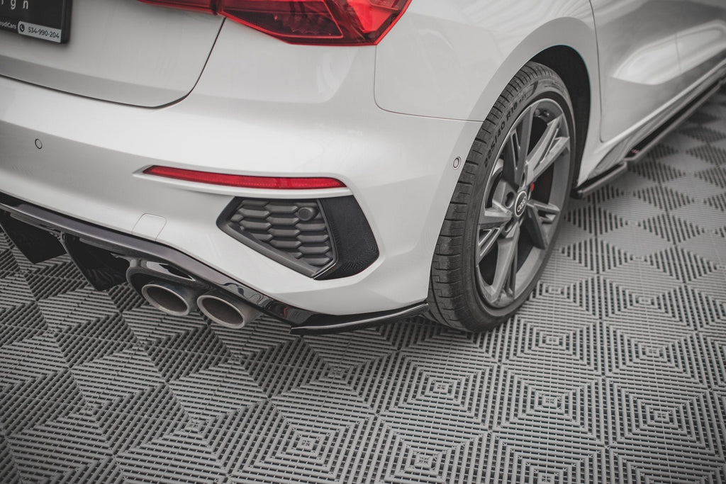 Maxton Design Splitters laterales traseros V.2 para Audi S3 / A3 S-Line Sportback 8Y - imagen 1
