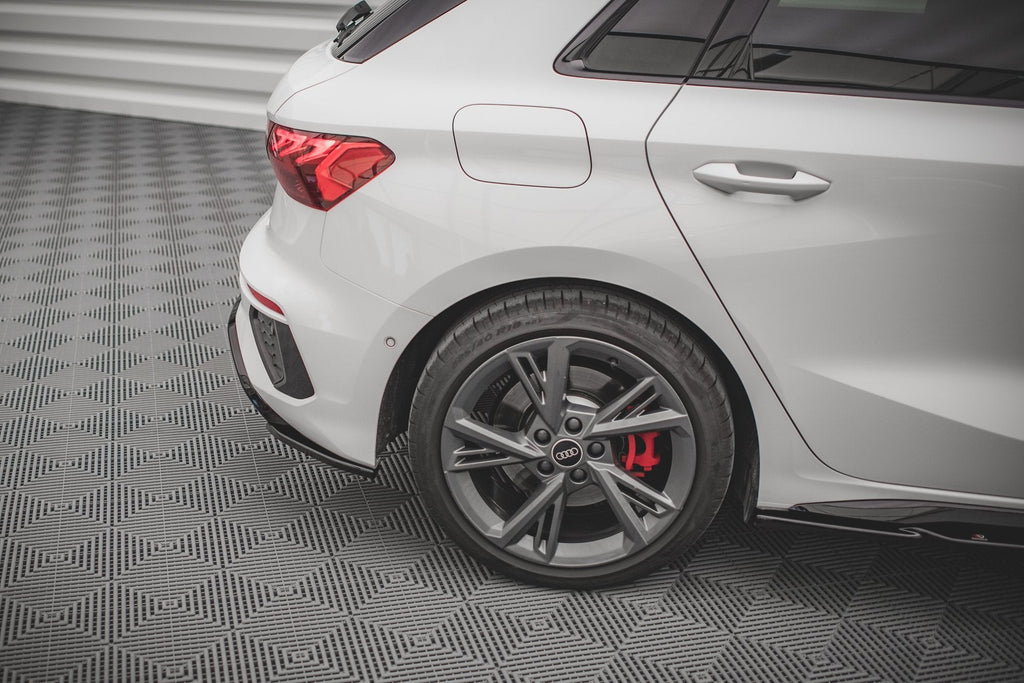 Maxton Design Splitters laterales traseros V.2 para Audi S3 / A3 S-Line Sportback 8Y - imagen 3