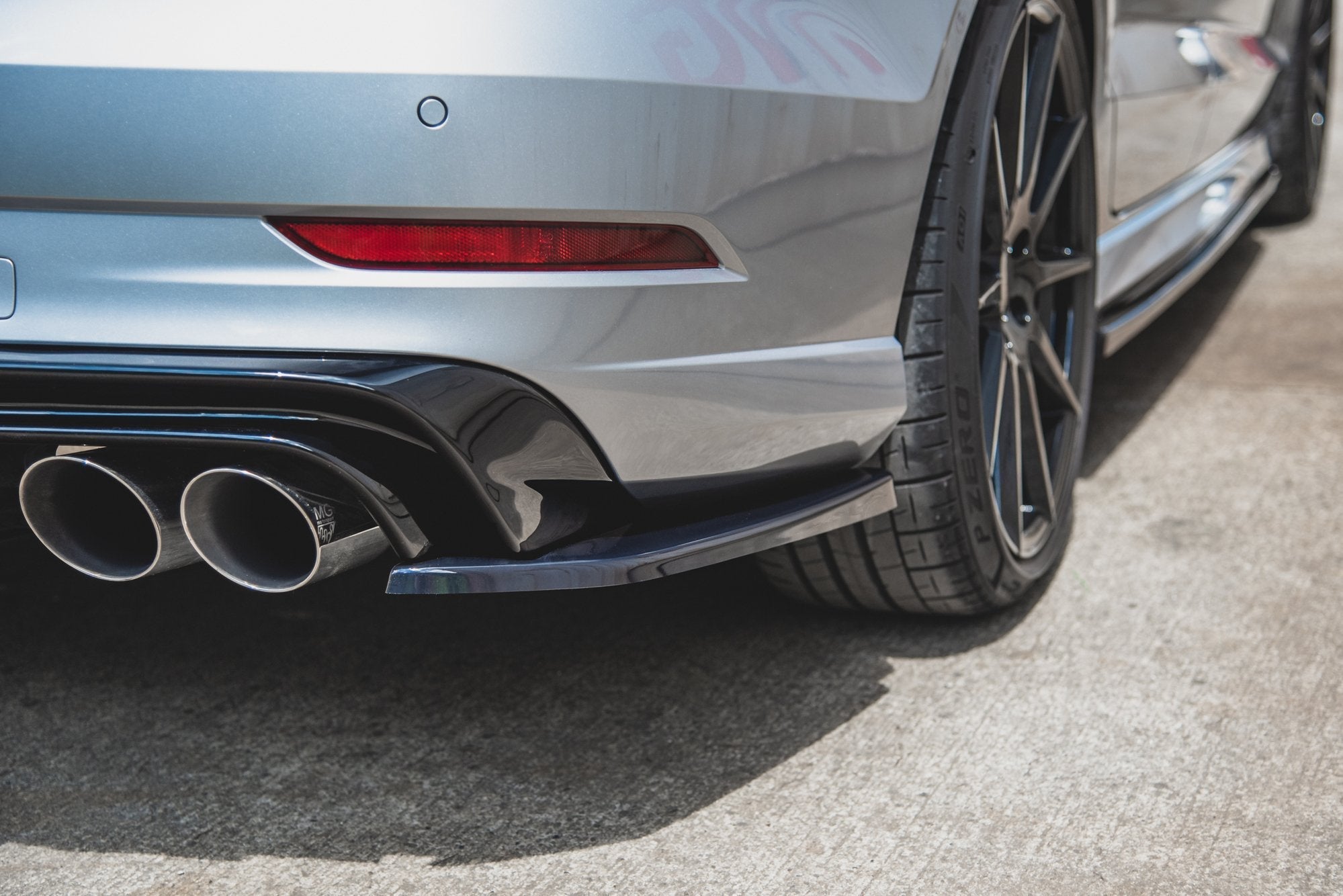Maxton Design Splitters laterales traseros V.2 para Audi S3 Sedan 8V Facelift - imagen 1
