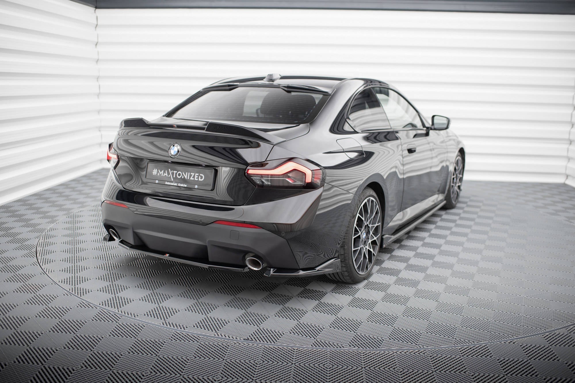 Maxton Design Splitters laterales traseros V.2 para BMW 2 Coupe G42 - imagen 3