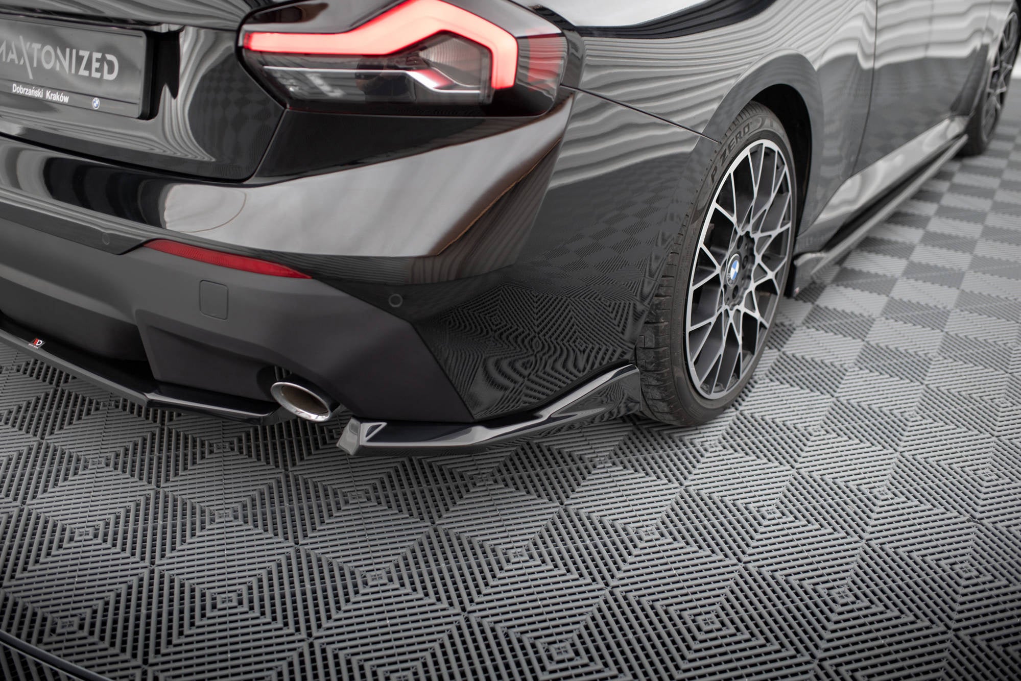 Maxton Design Splitters laterales traseros V.2 para BMW 2 Coupe G42 - imagen 1
