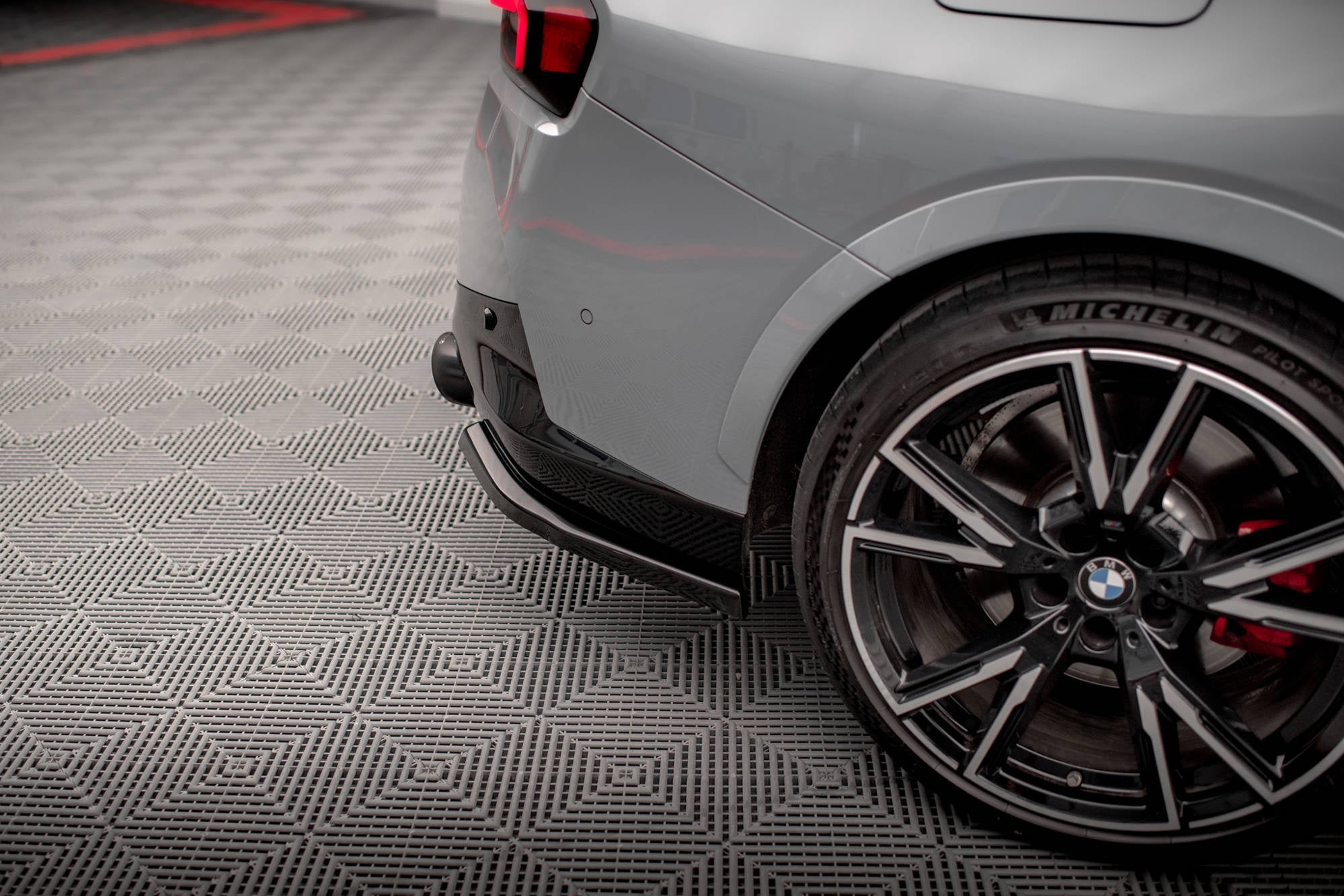 Maxton Design Splitters laterales traseros V.2 para BMW 2 Coupe M240i G42 - imagen 2