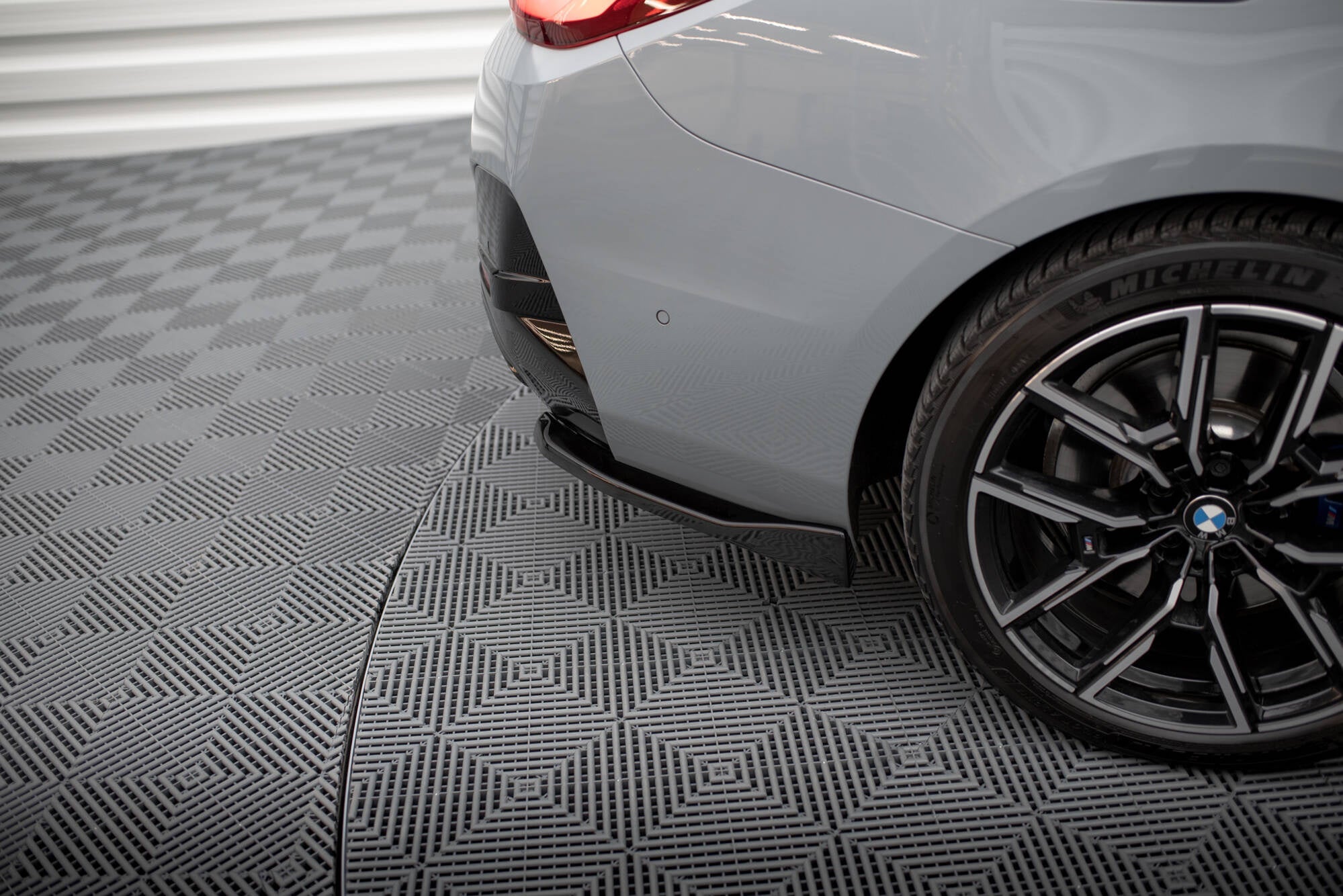 Maxton Design Splitters laterales traseros V.2 para BMW M440i Gran Coupe G26 - imagen 3