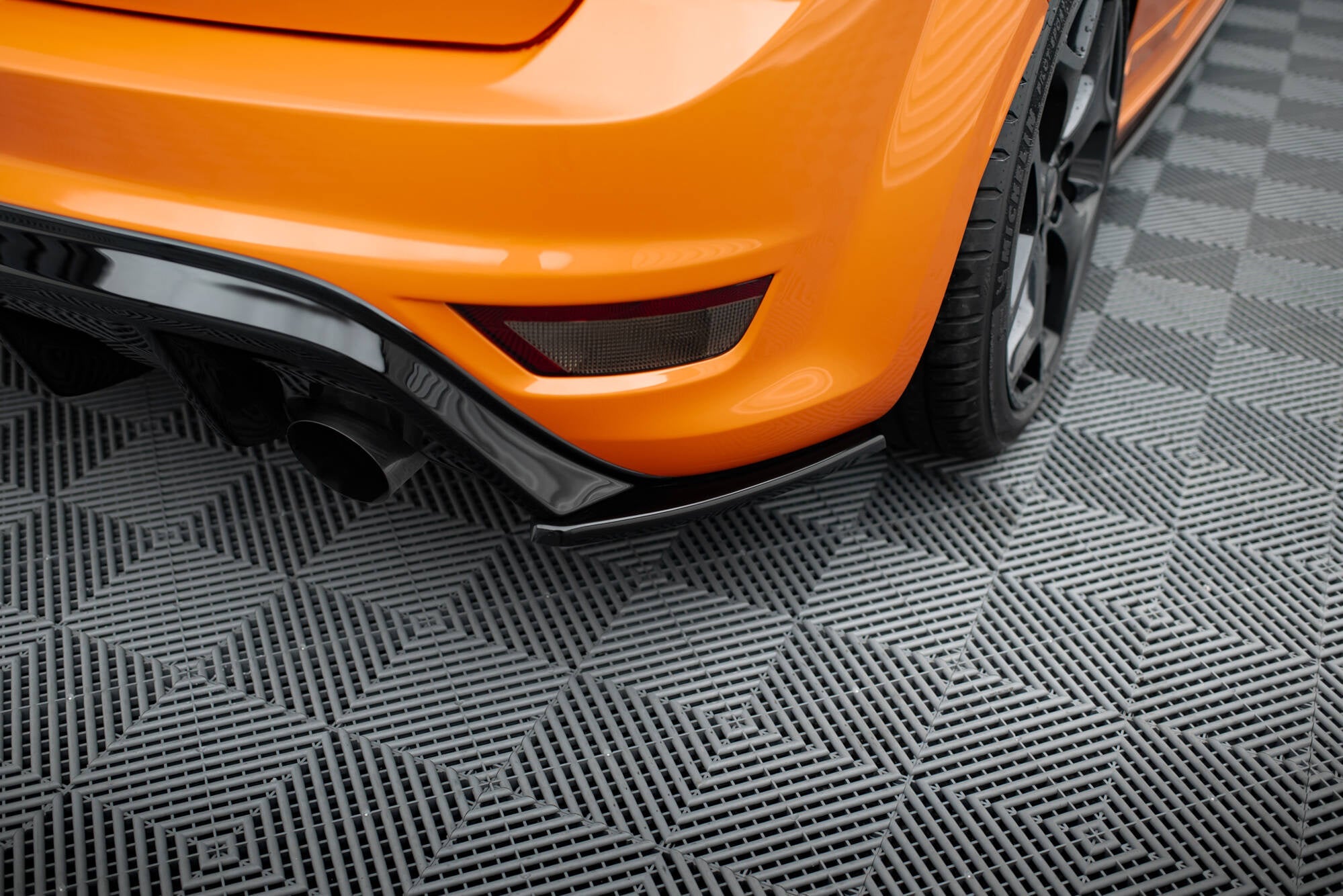 Maxton Design Splitters laterales traseros V.2 para Ford Focus ST Mk2 Facelift - imagen 1