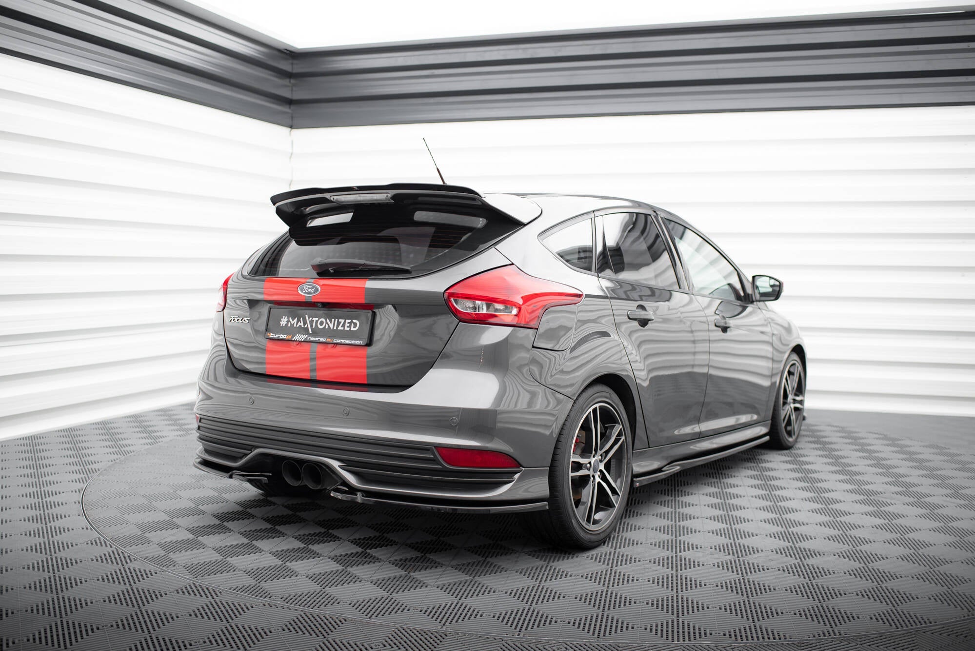 Maxton Design Splitters laterales traseros V.2 para Ford Focus ST Mk3 Facelift - imagen 2