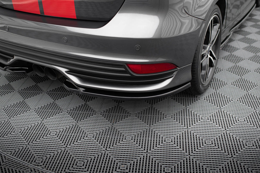 Maxton Design Splitters laterales traseros V.2 para Ford Focus ST Mk3 Facelift - imagen 1