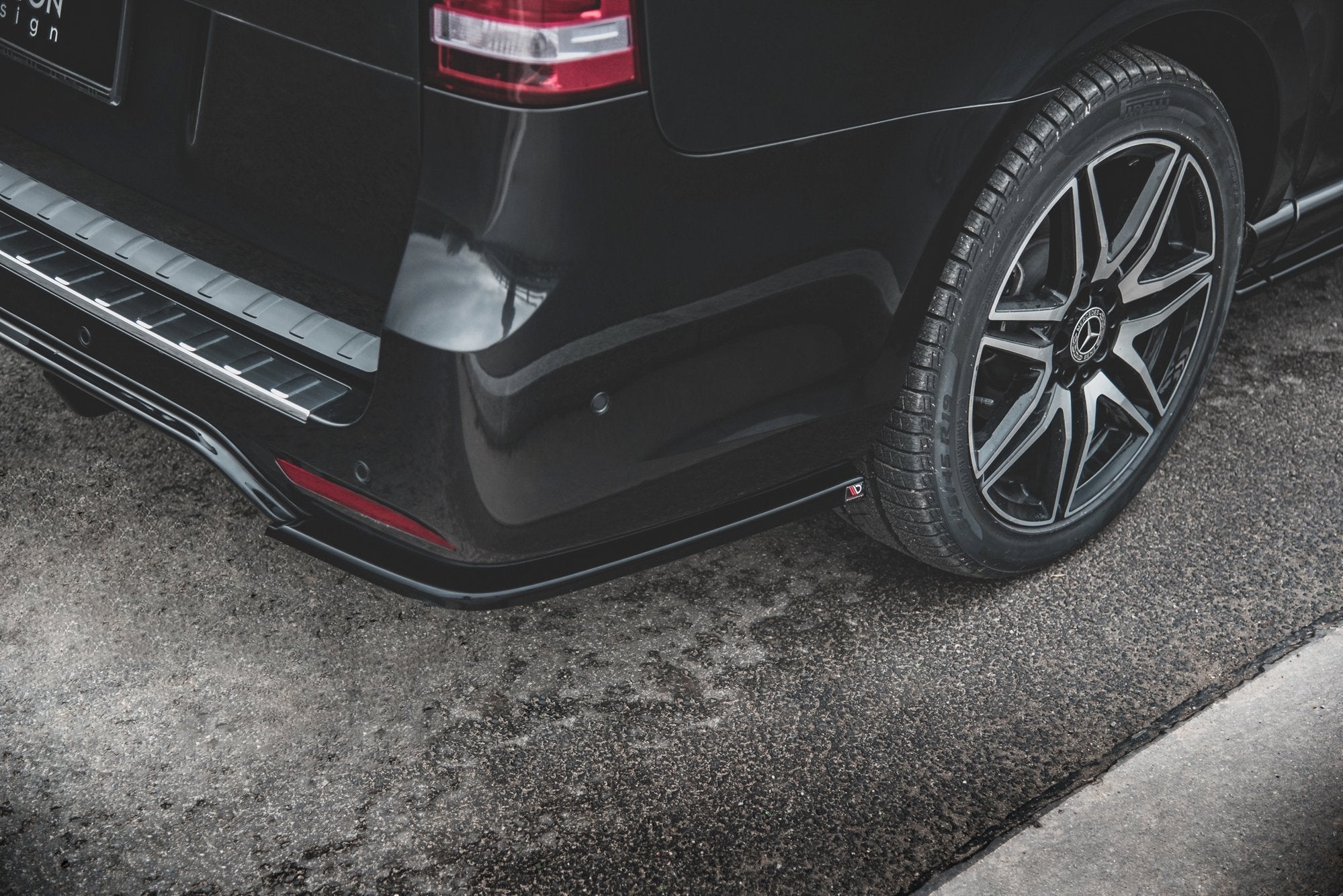 Maxton Design Splitters laterales traseros V.2 para Mercedes-Benz V-Class AMG-Line W447 Facelift - imagen 1