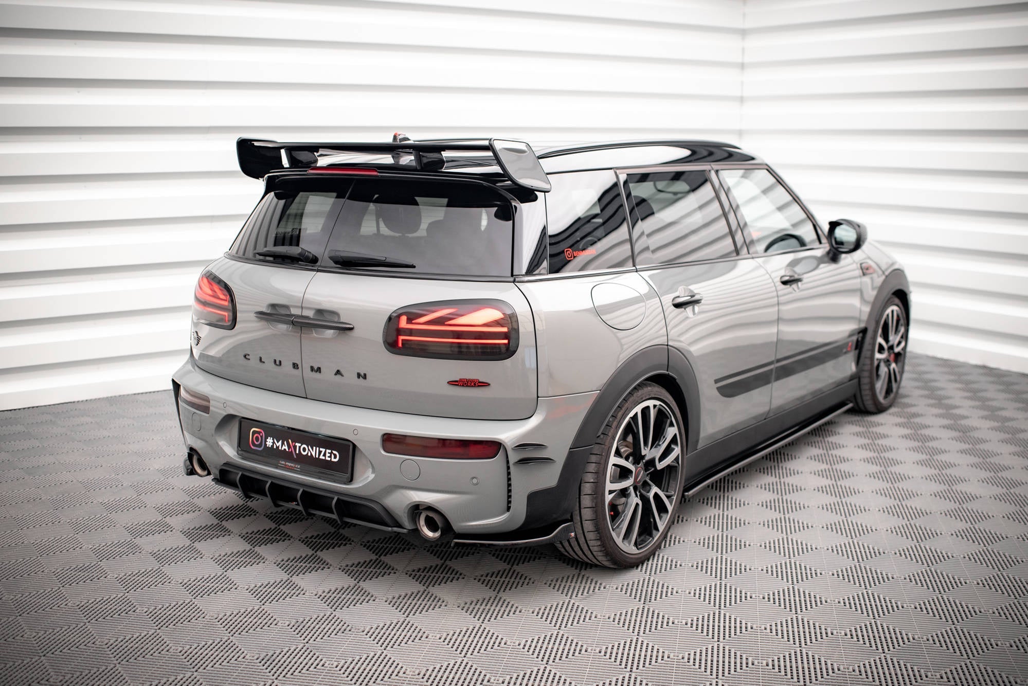 Maxton Design Splitters laterales traseros V.2 para Mini Cooper Clubman John Cooper Works F54 Facelift - imagen 3