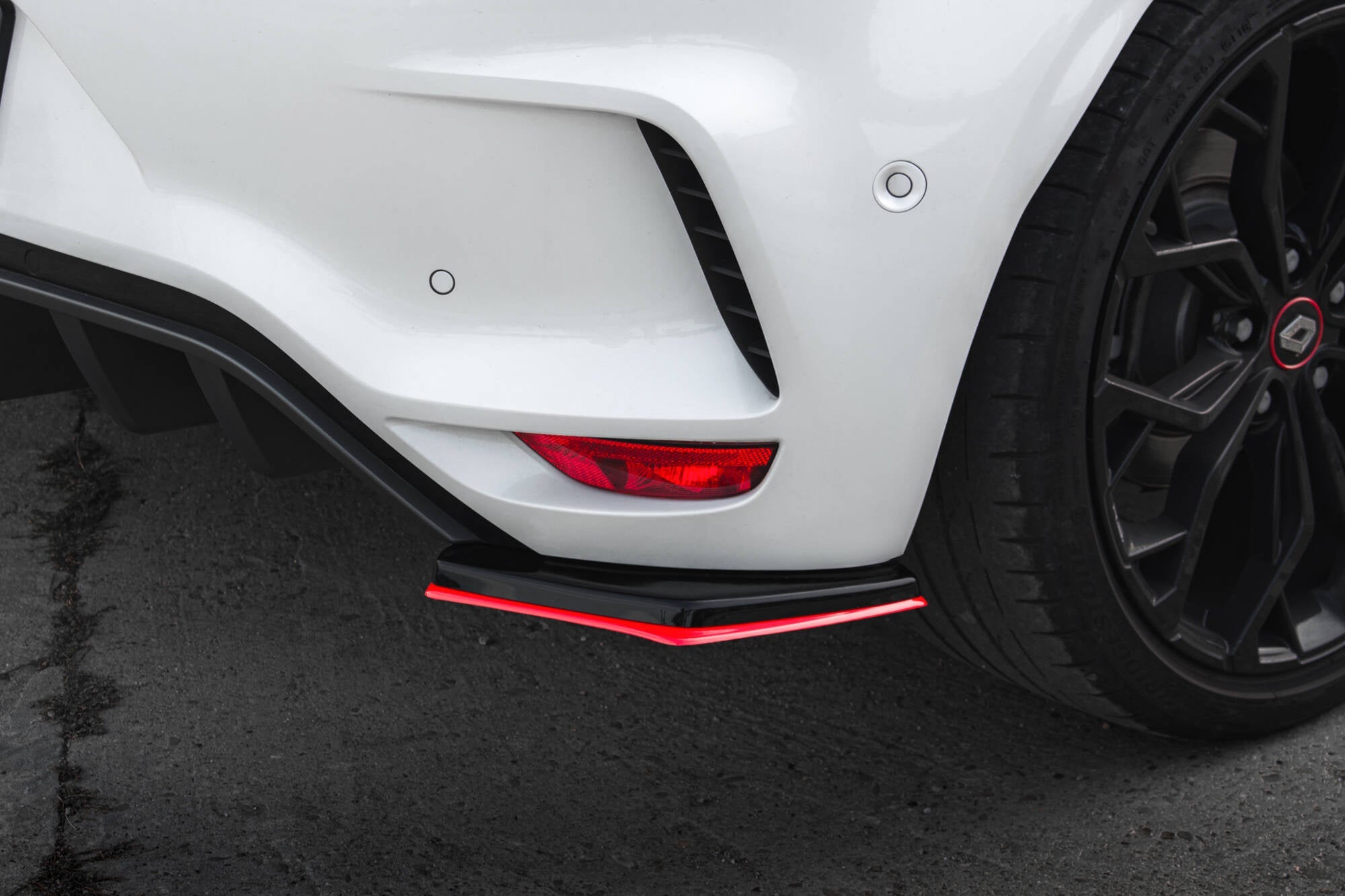 Maxton Design Splitters laterales traseros V.2 para Renault Megane RS Mk4 - imagen 1