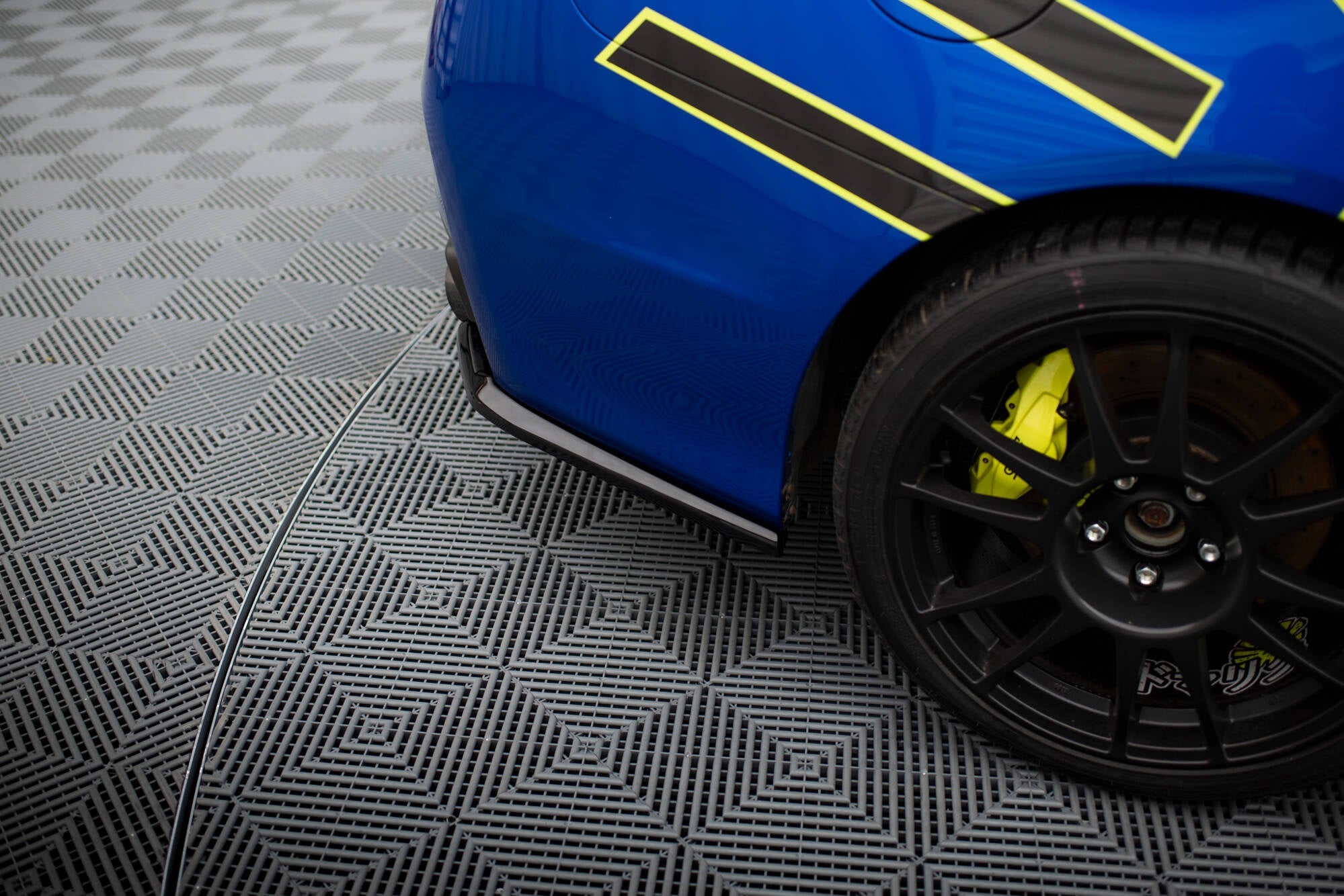 Maxton Design Splitters laterales traseros V.2 para Subaru WRX STI Mk1 - imagen 5