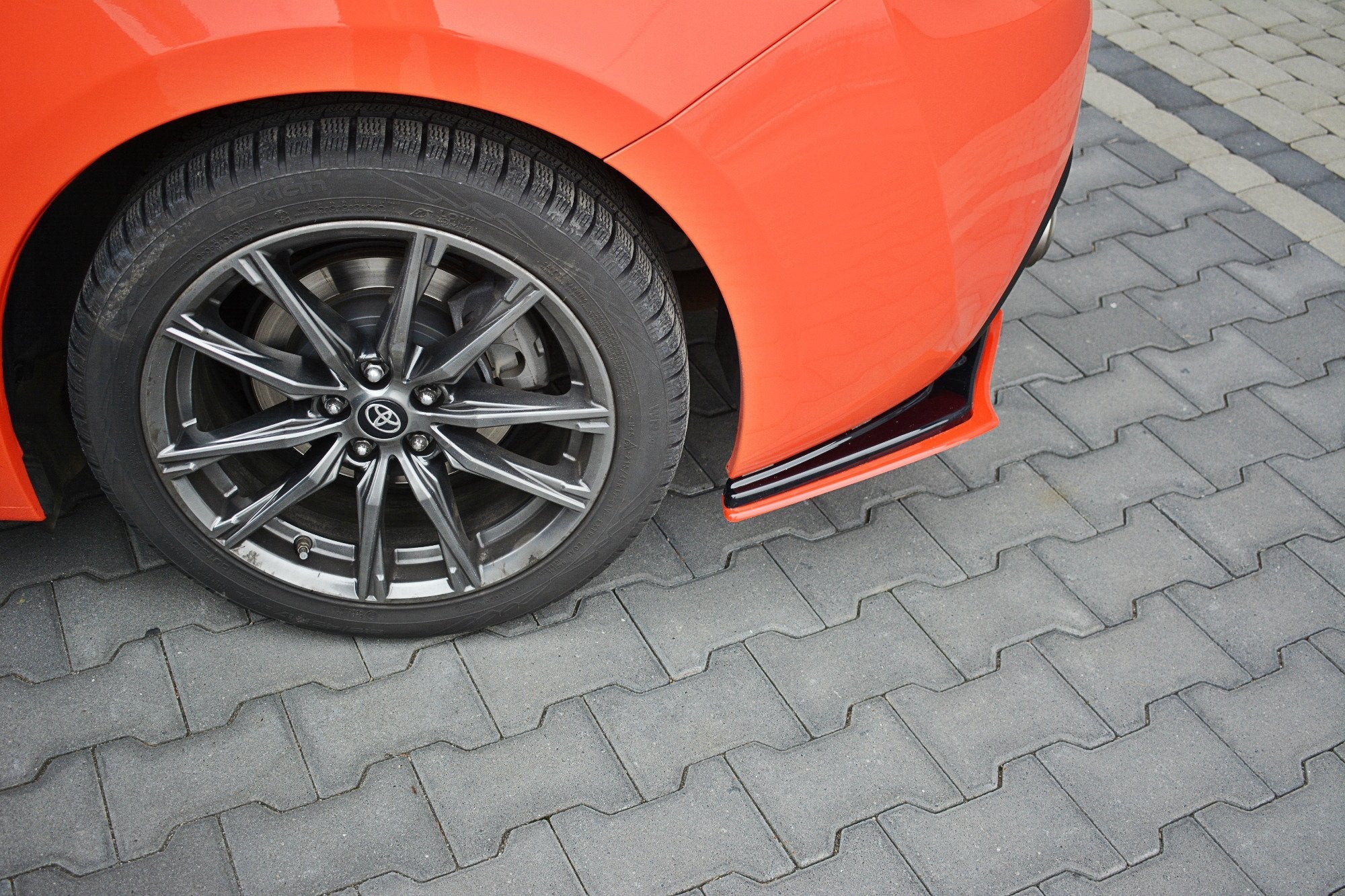 Maxton Design Splitters laterales traseros V.2 para Toyota GT86 Facelift - imagen 2