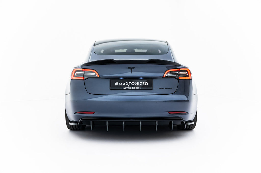 Maxton Design Splitters laterales traseros V.2 para Tesla Model 3 - imagen 2
