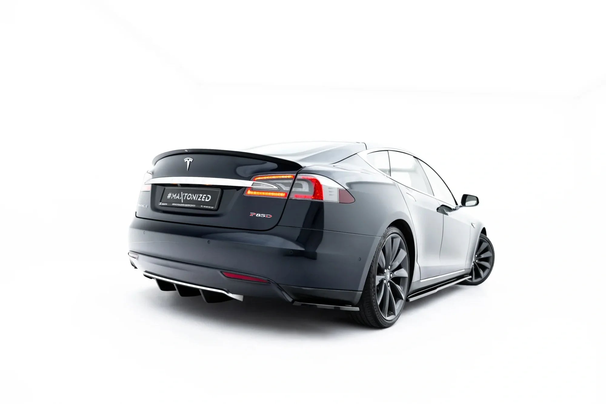 Maxton Design Splitters laterales traseros V.2 para Tesla Model S Mk1 - imagen 2