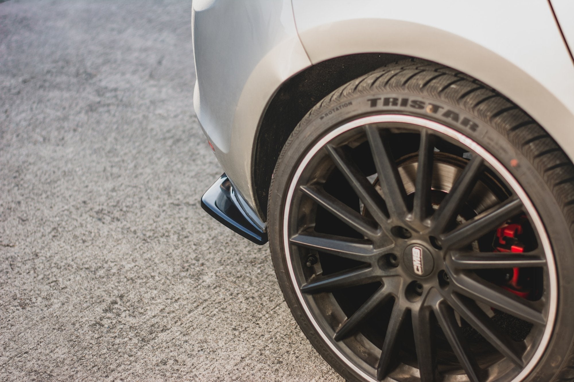 Maxton Design Splitters laterales traseros V.2 para Volkswagen Golf Mk7 GTI - imagen 5