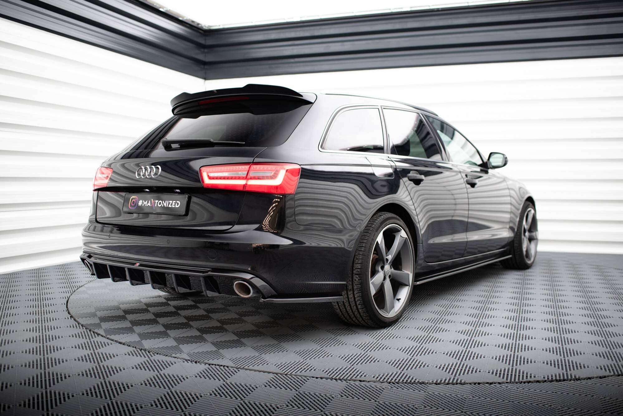 Maxton Design Splitters laterales traseros V.3 para Audi A6 Avant / Sedan C7 - imagen 3
