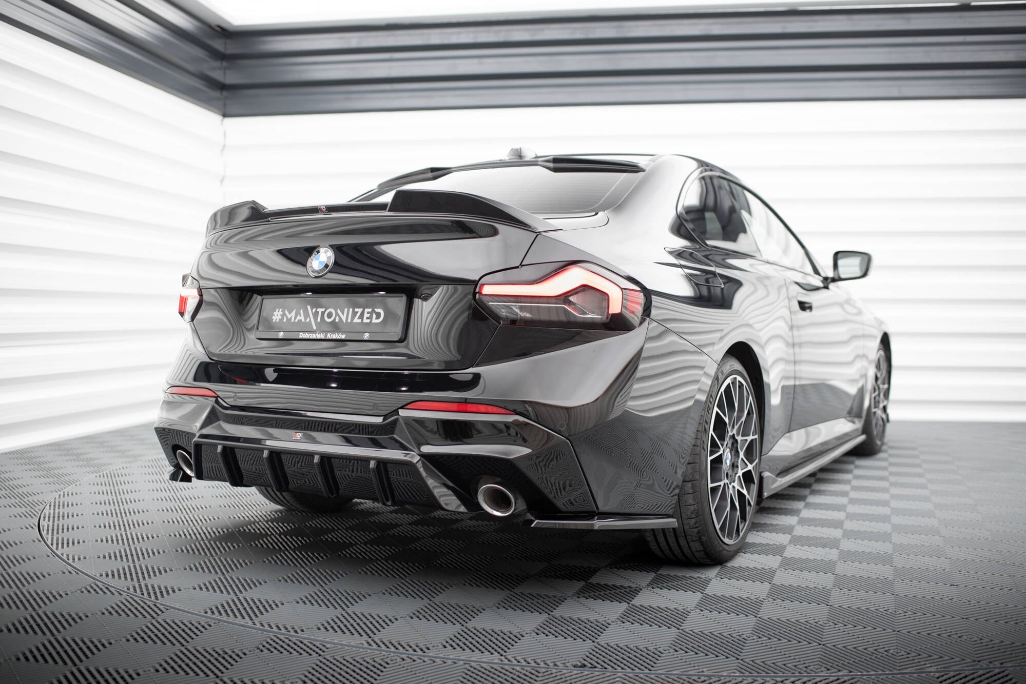 Maxton Design Splitters laterales traseros V.3 para BMW 2 G42 - imagen 2