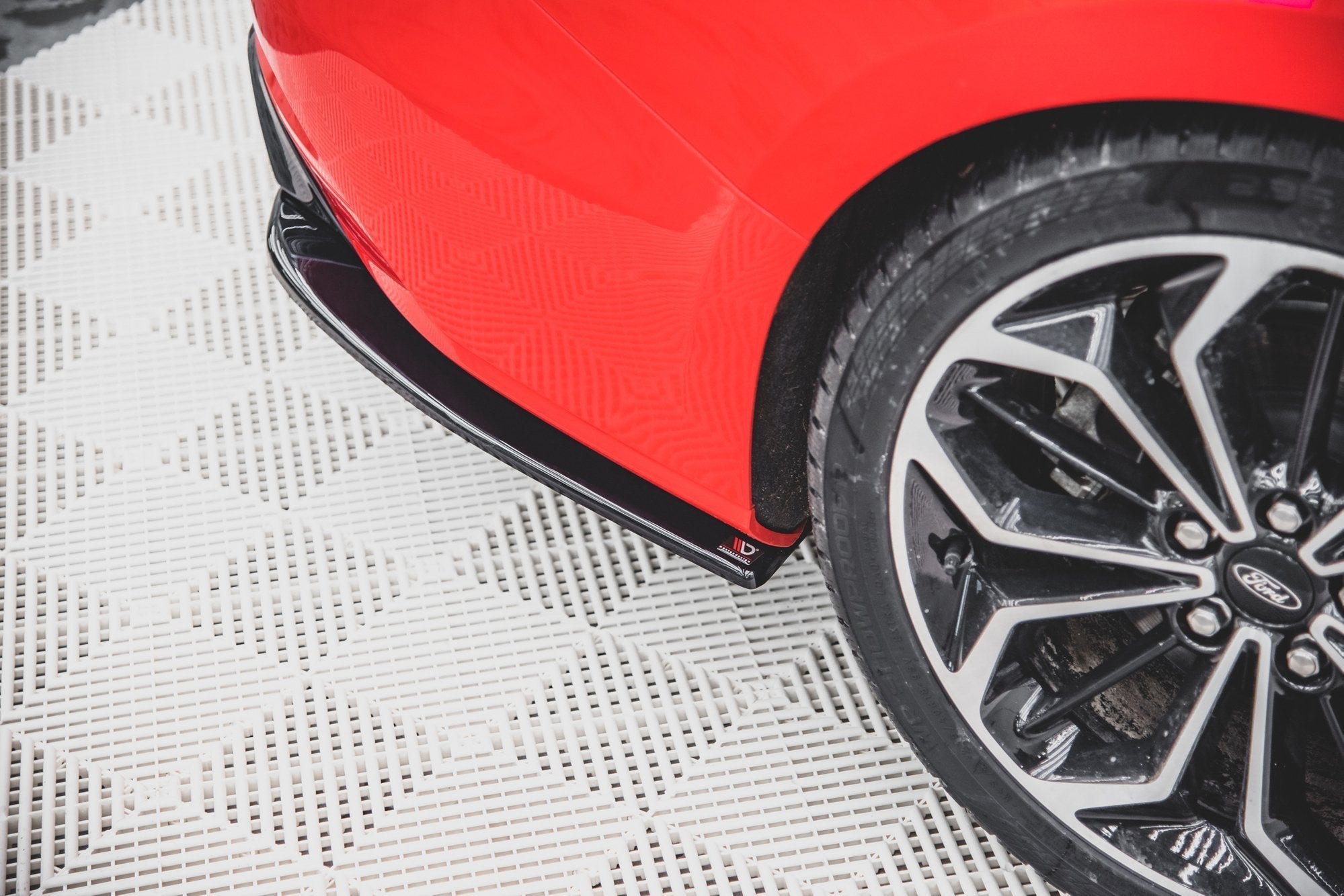 Maxton Design Splitters laterales traseros For V.3 (For Rear Valance V.1) para Ford Focus ST-Line Estate Mk4 - imagen 3