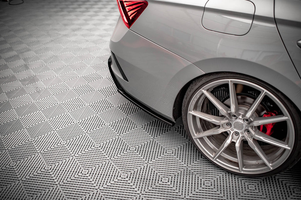 Maxton Design Splitters laterales traseros V.3 para Skoda Octavia RS Mk4 - imagen 3