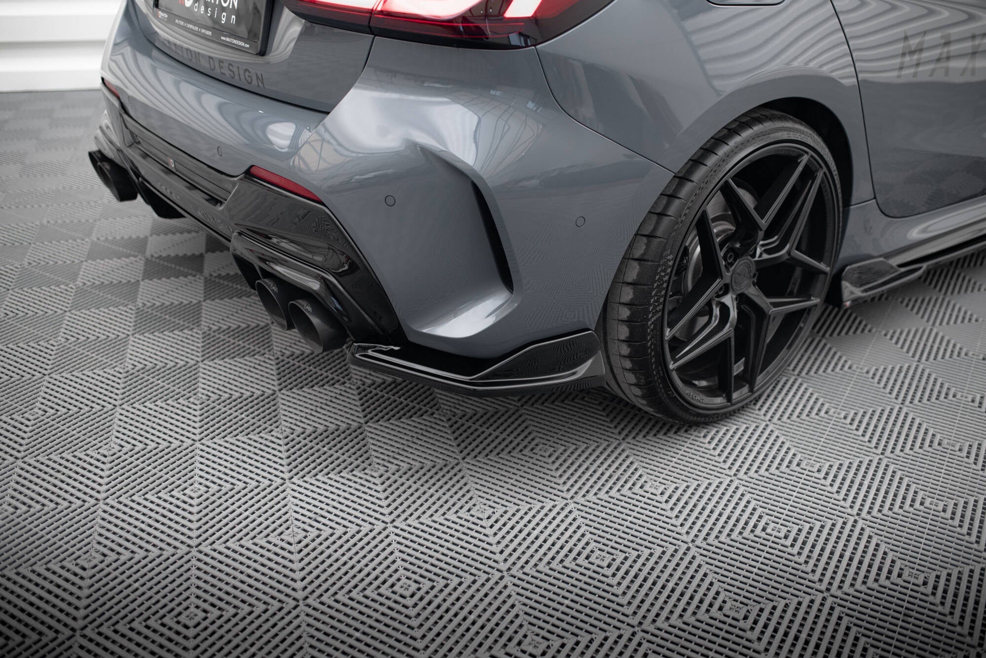 Maxton Design Splitters laterales traseros V.4 para BMW 1 M-Pack / M135i / 128ti F40 - imagen 1