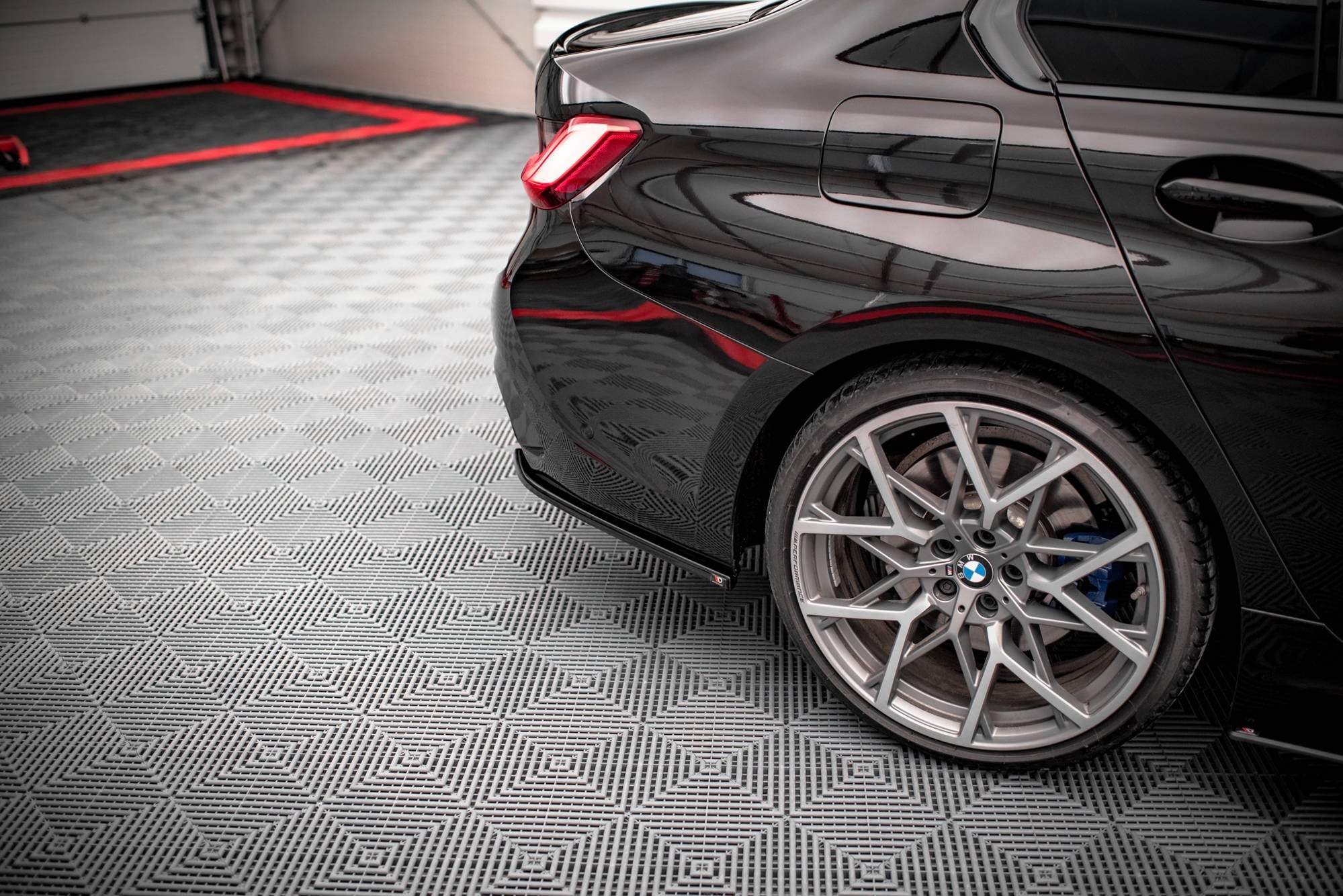 Maxton Design Splitters laterales traseros V.4 para BMW M340i G20 / G21 - imagen 3
