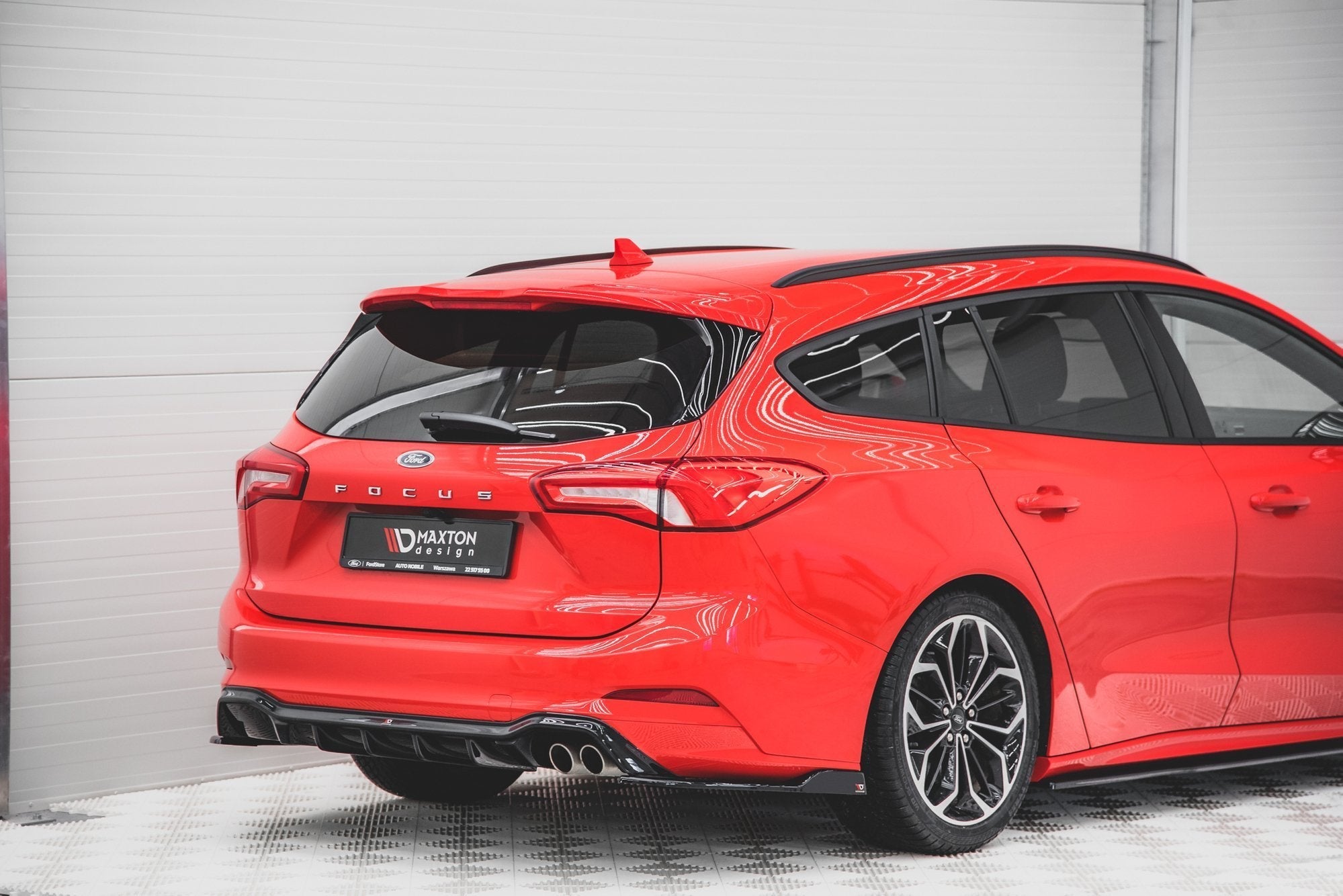 Maxton Design Splitters laterales traseros For V.4 (For Rear Valance V.1) para Ford Focus ST-Line Estate Mk4 - imagen 3